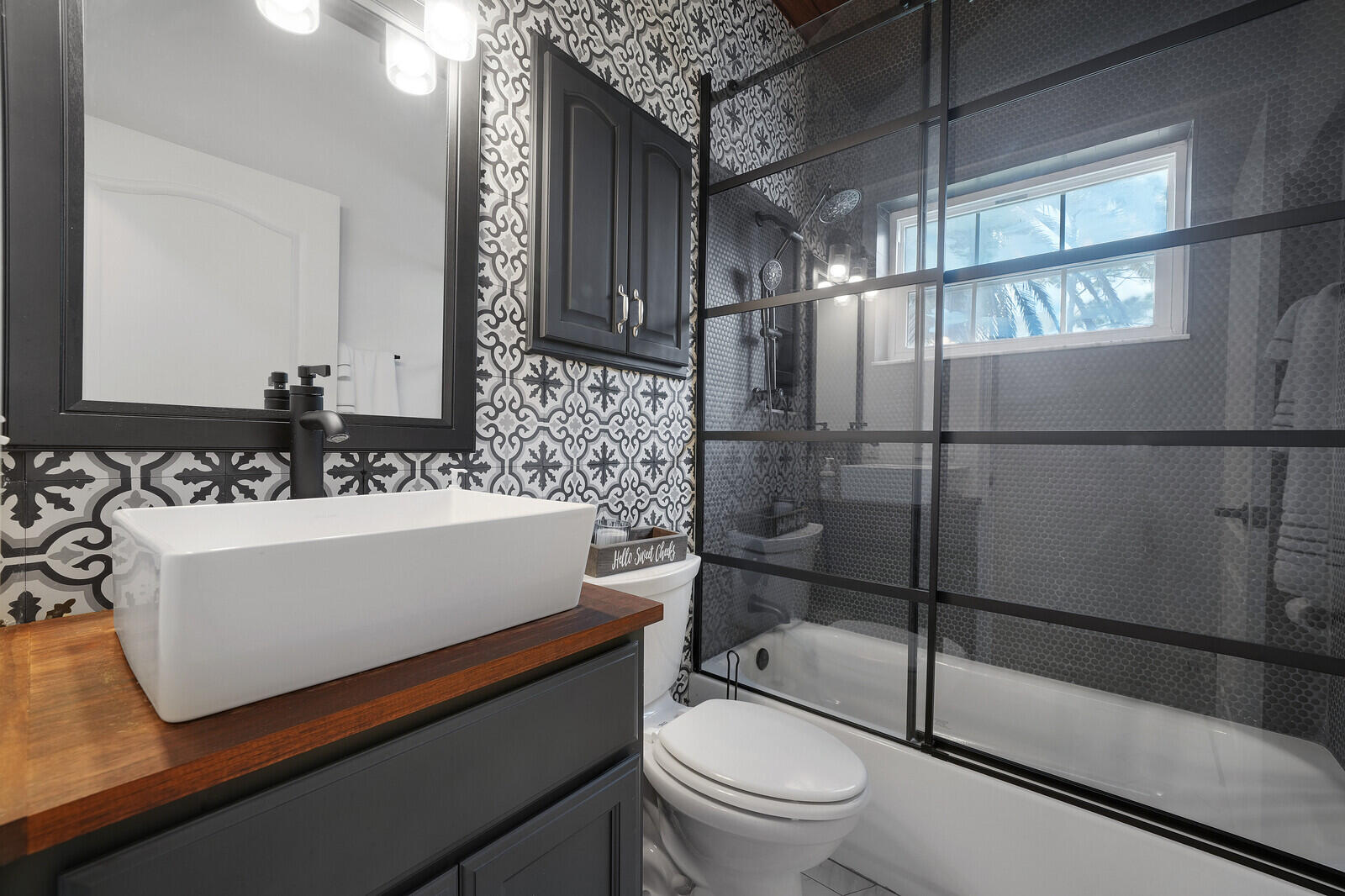 12212 82nd Street N Property Photo 40