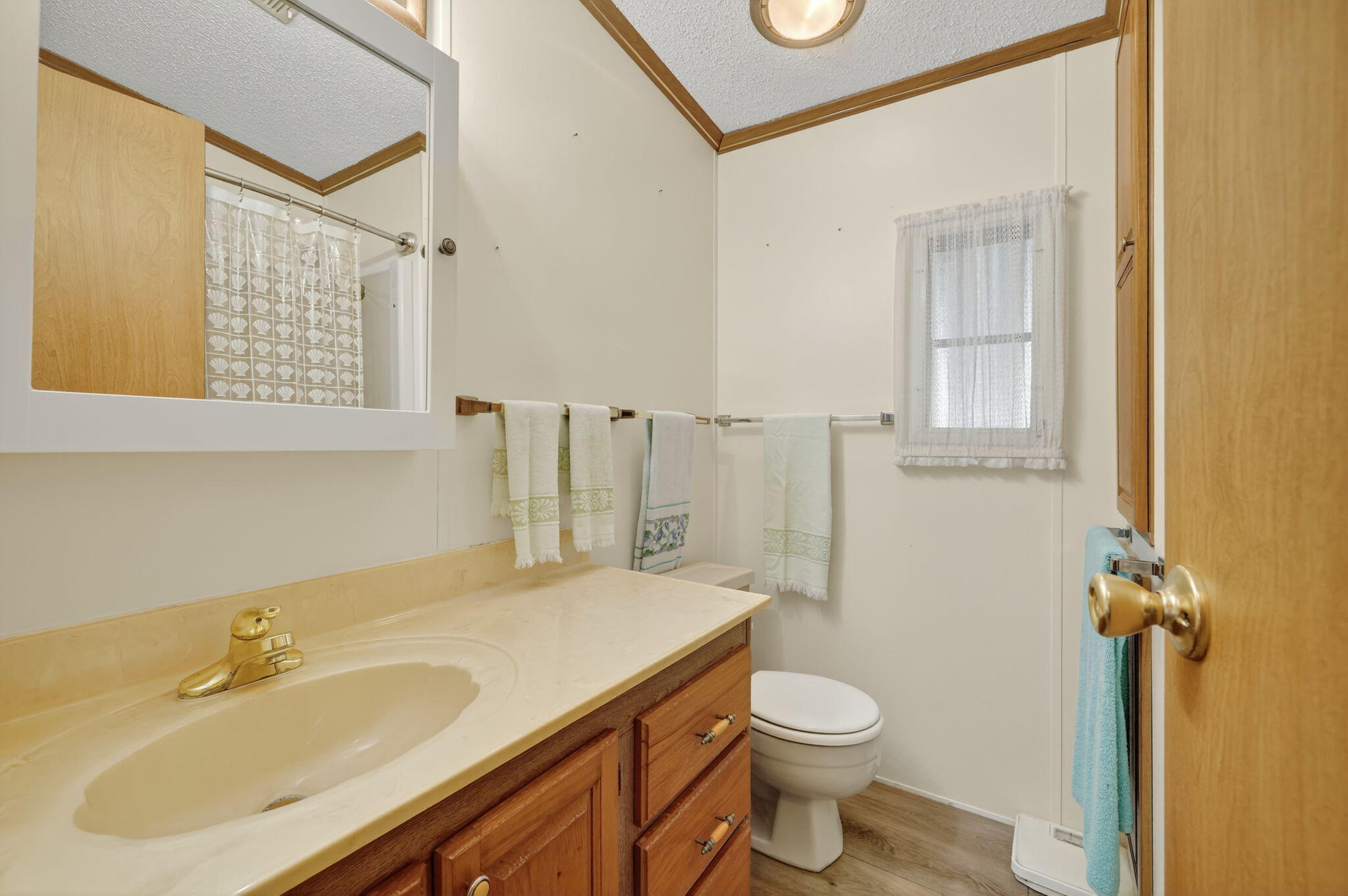 217 Nettles Boulevard Property Photo 21