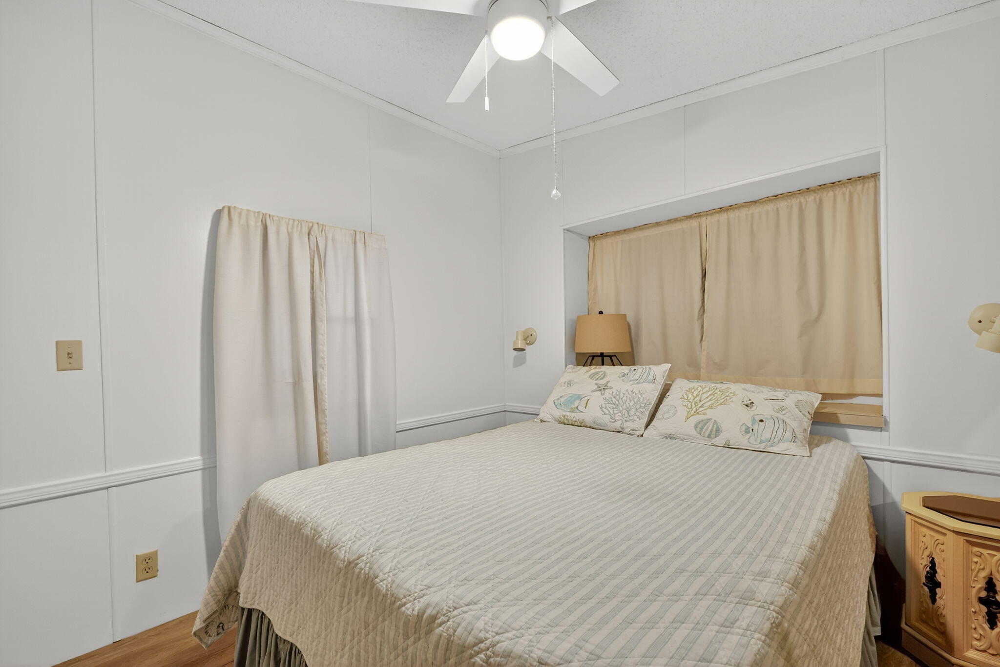 217 Nettles Boulevard Property Photo 22