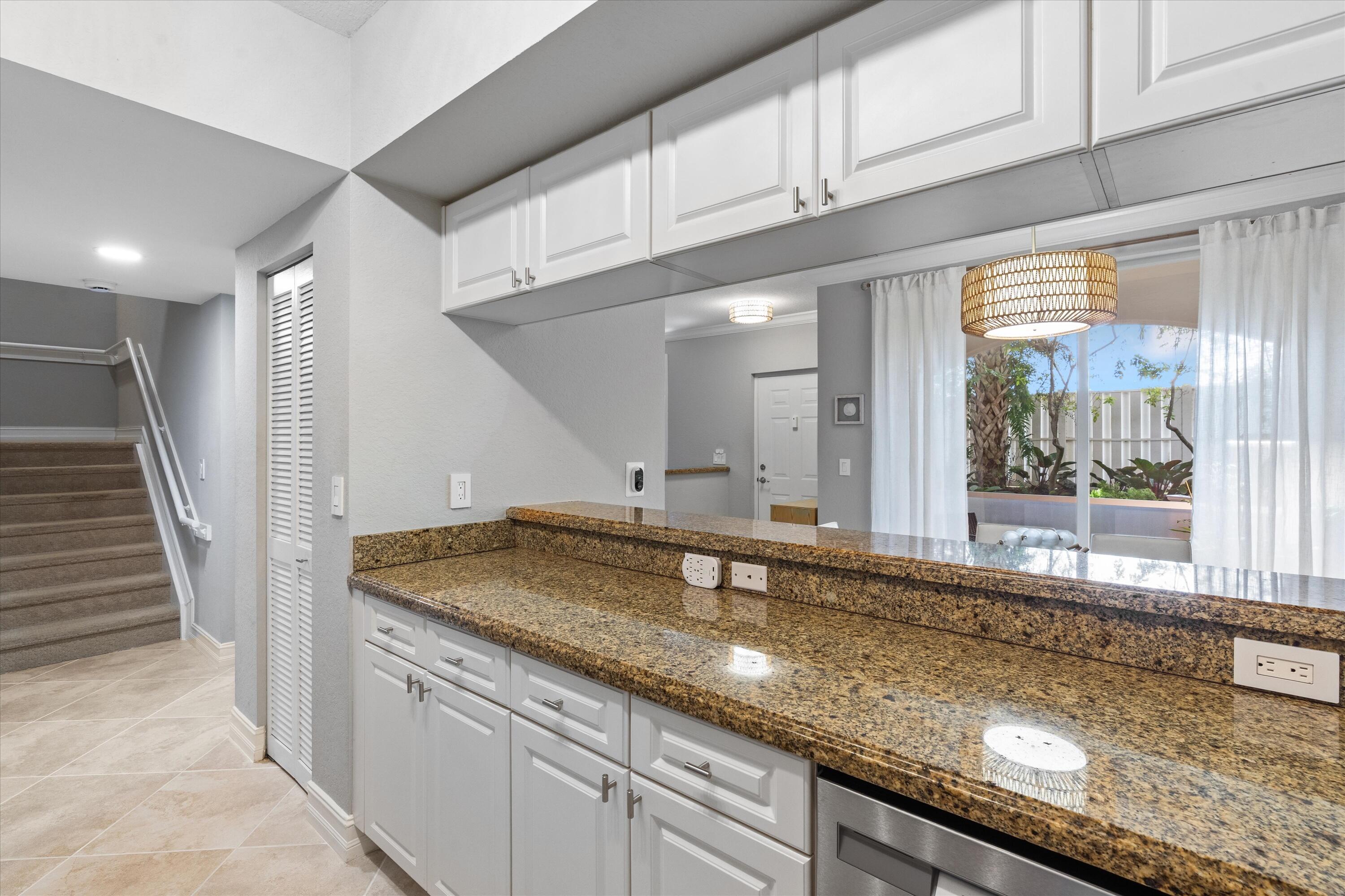 6376 W Sample Road 6376 Property Photo 10