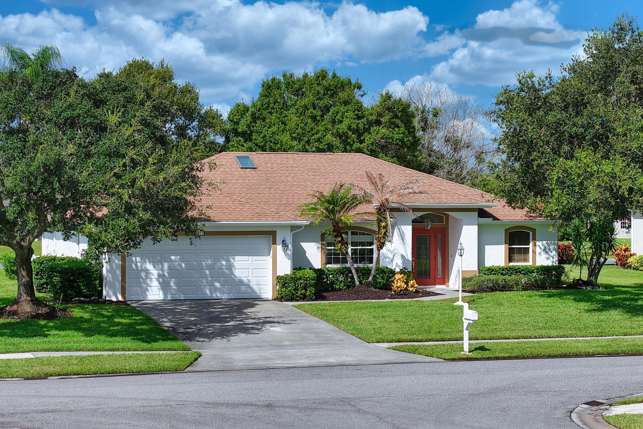 240 53rd Circle Property Photo 1