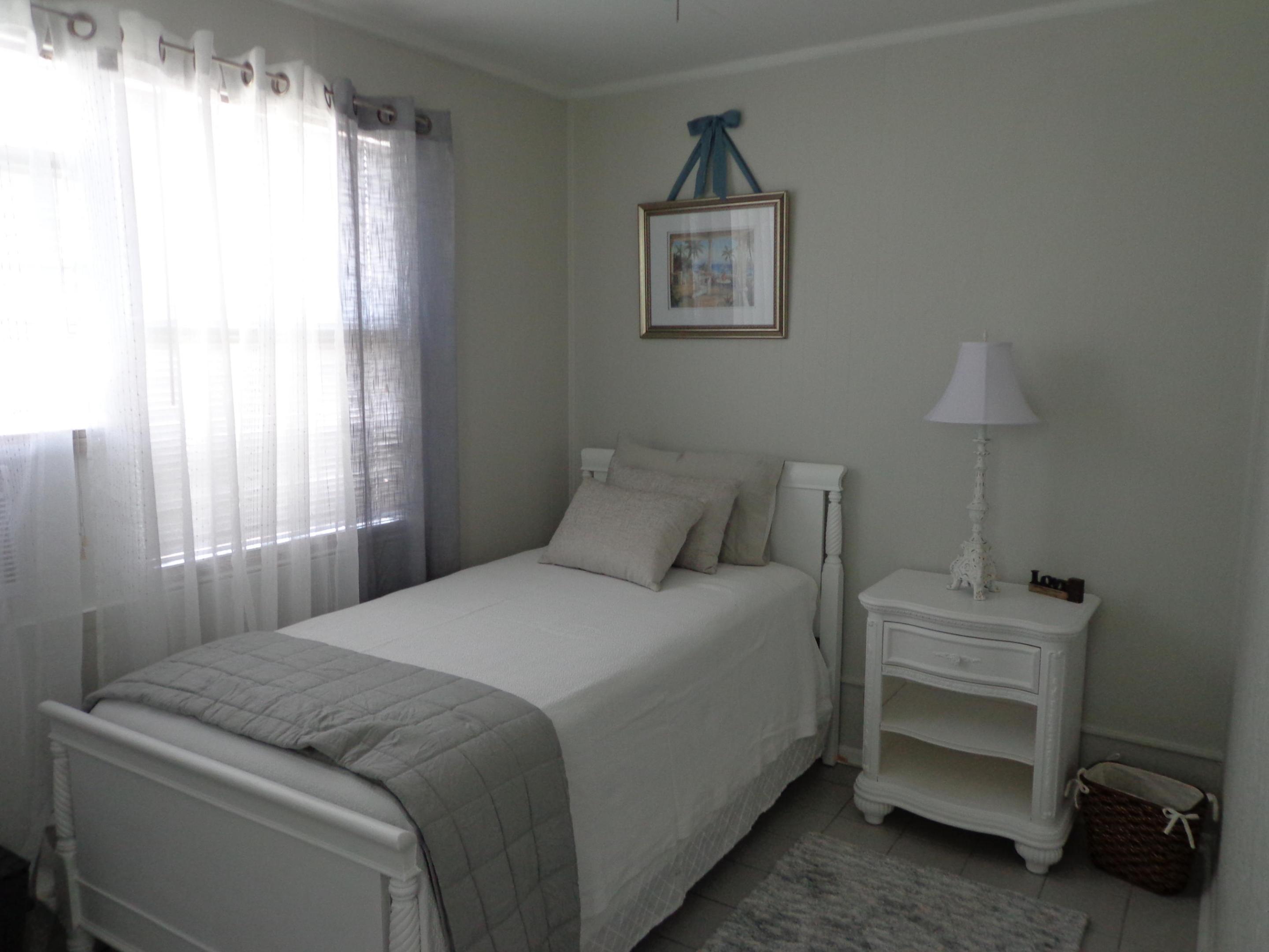 11751 Oleander Drive Property Photo 12