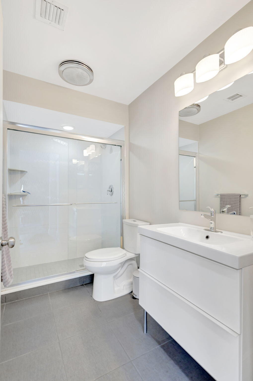 363 Prestwick Circle 1 Property Photo 17