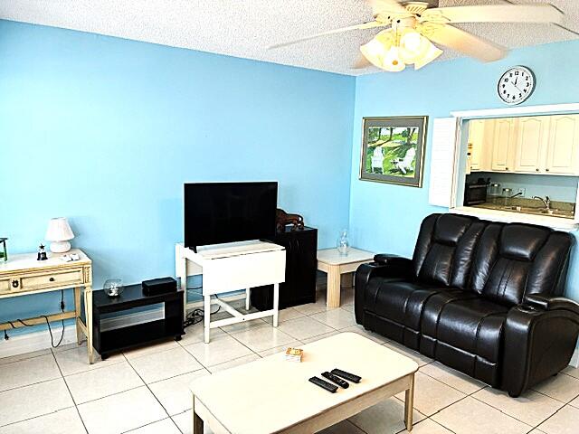 110 Markham F 110 Property Photo 9