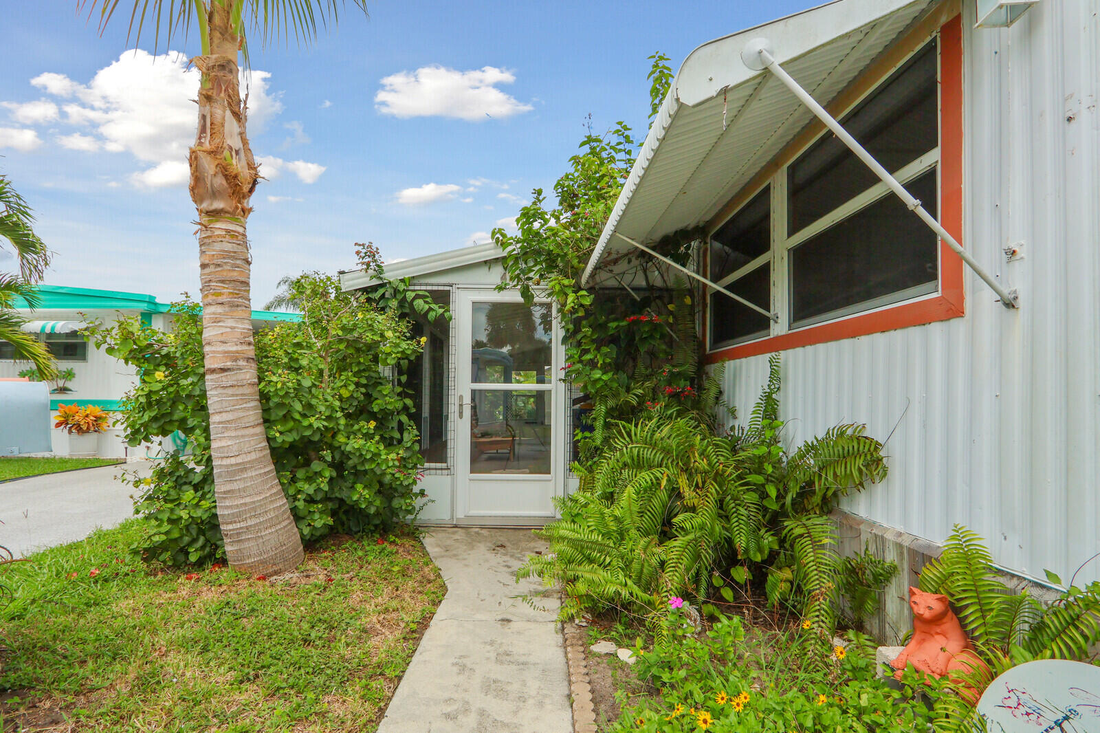 4752 Ne Blue Heron Lane Property Photo 4