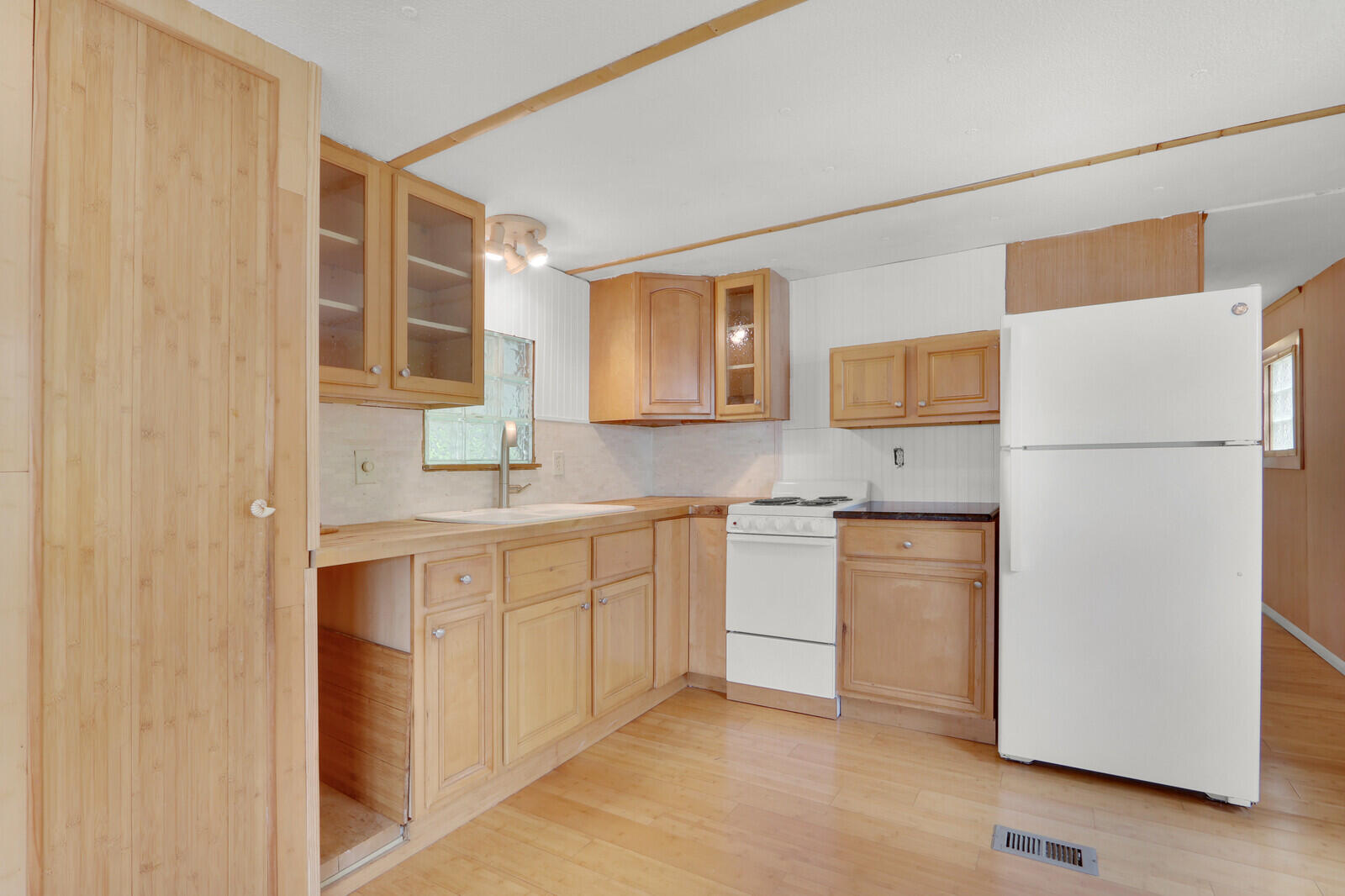 4752 Ne Blue Heron Lane Property Photo 15