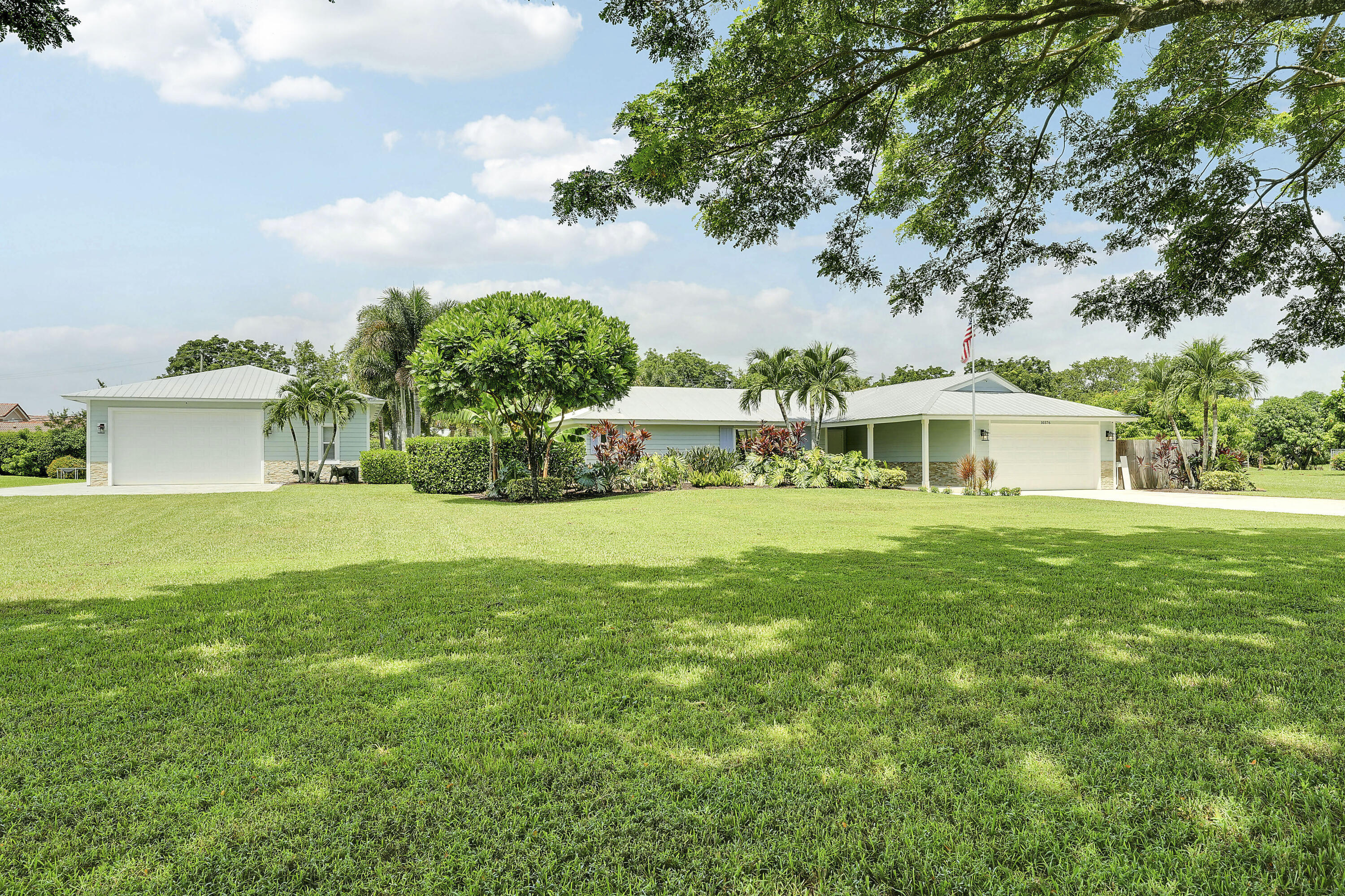 10376 W Tara Boulevard Property Photo 5
