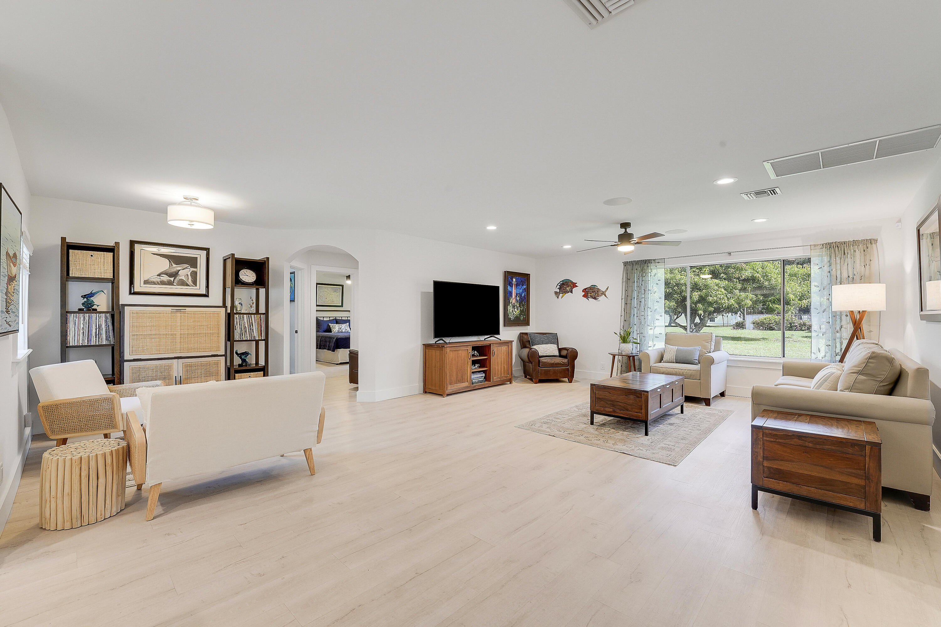 10376 W Tara Boulevard Property Photo 15
