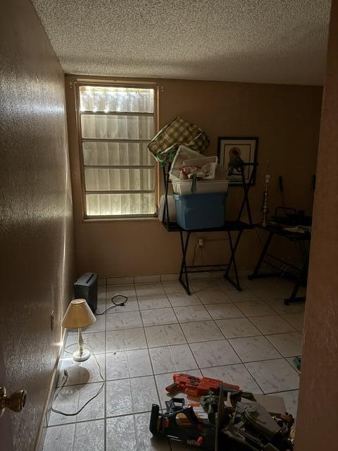 1900 W 68th Street D101 Property Photo 7