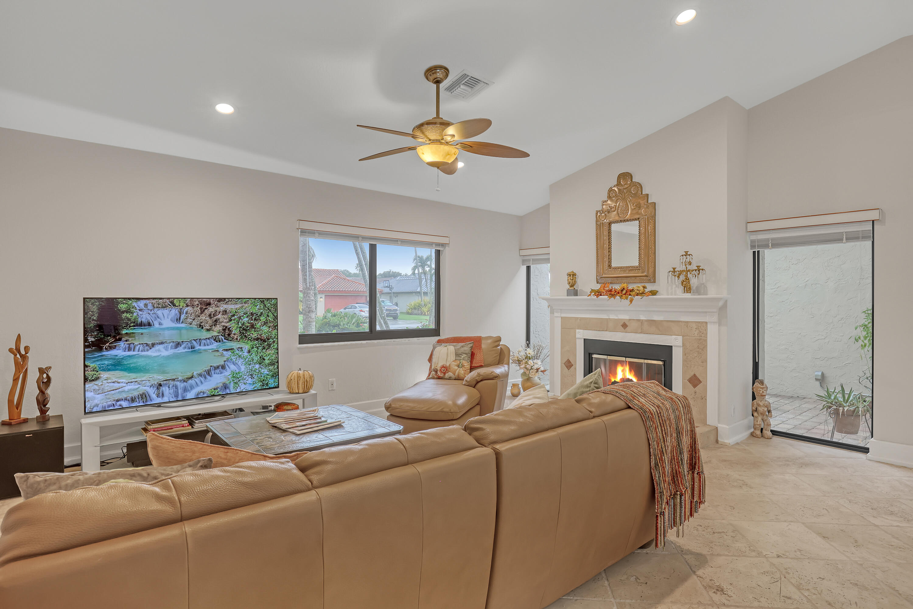 2156 Amesbury Circle Property Photo 12