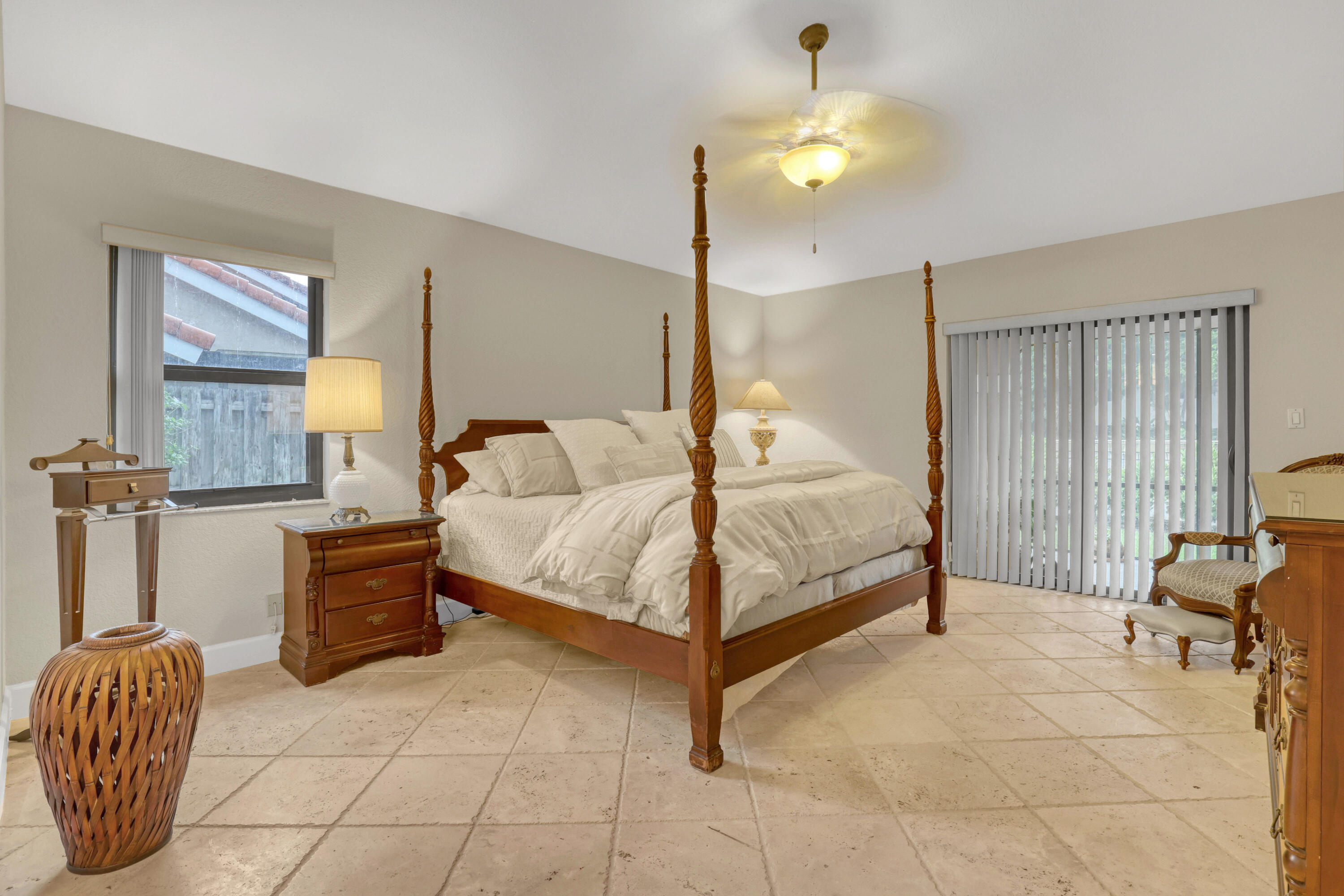 2156 Amesbury Circle Property Photo 15