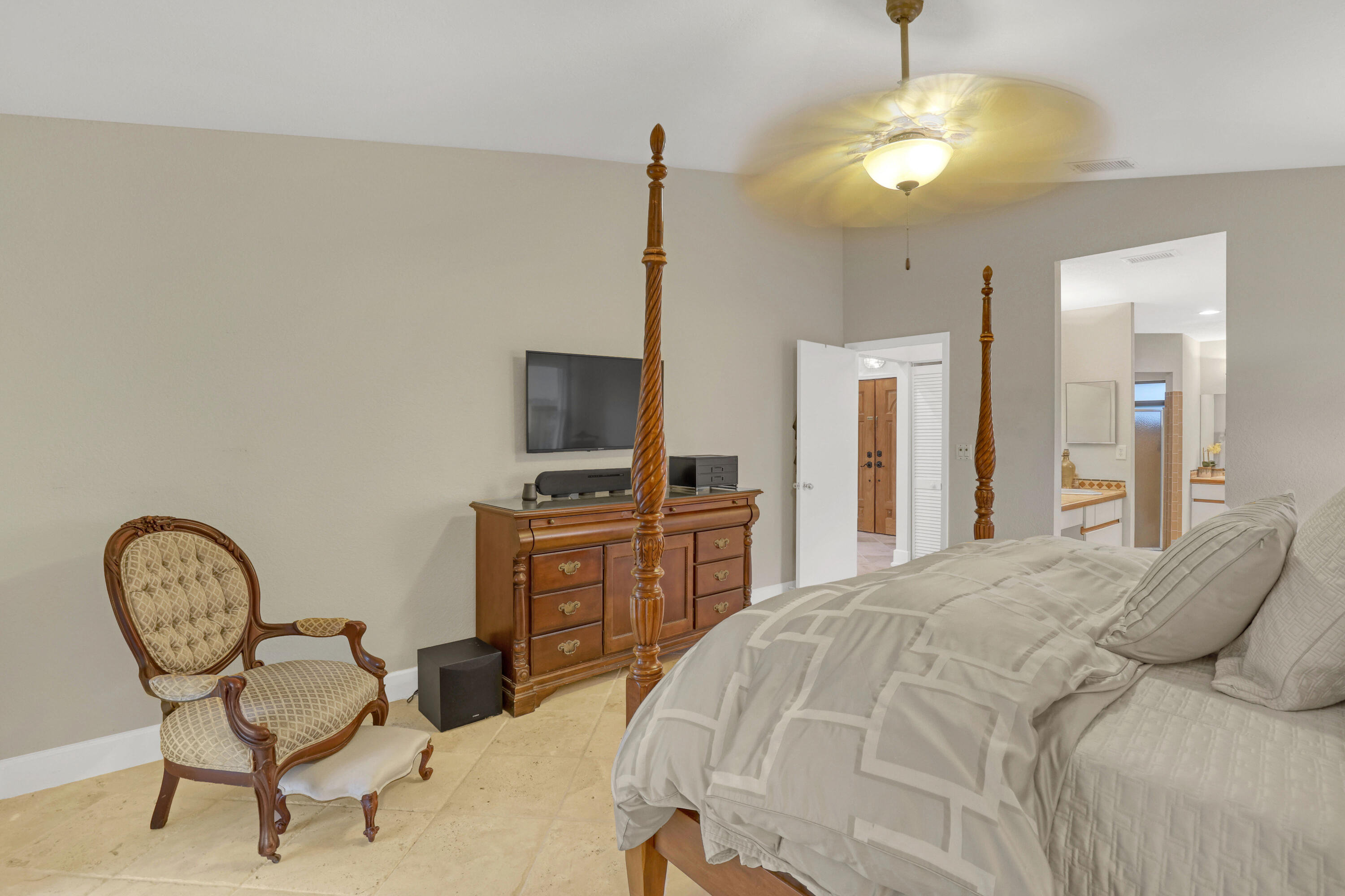 2156 Amesbury Circle Property Photo 16