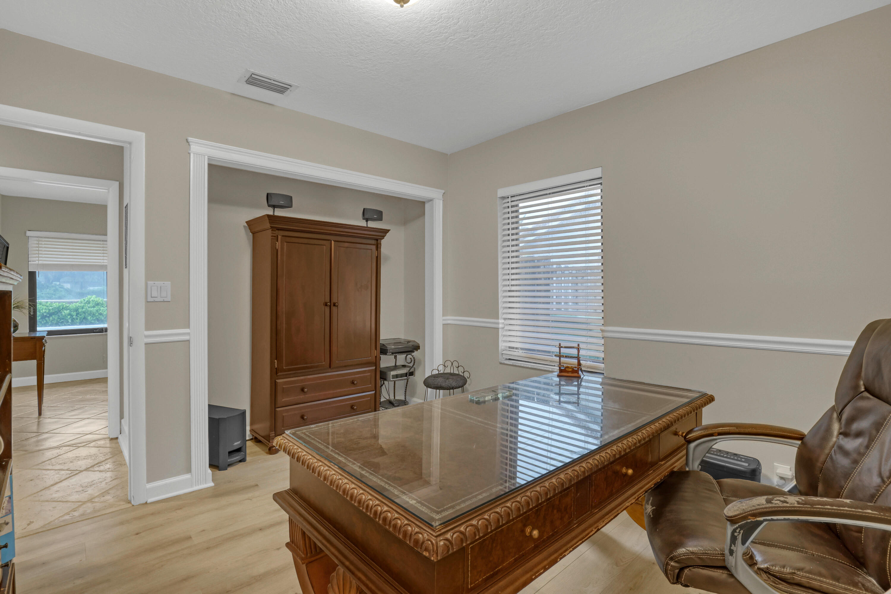 2156 Amesbury Circle Property Photo 32
