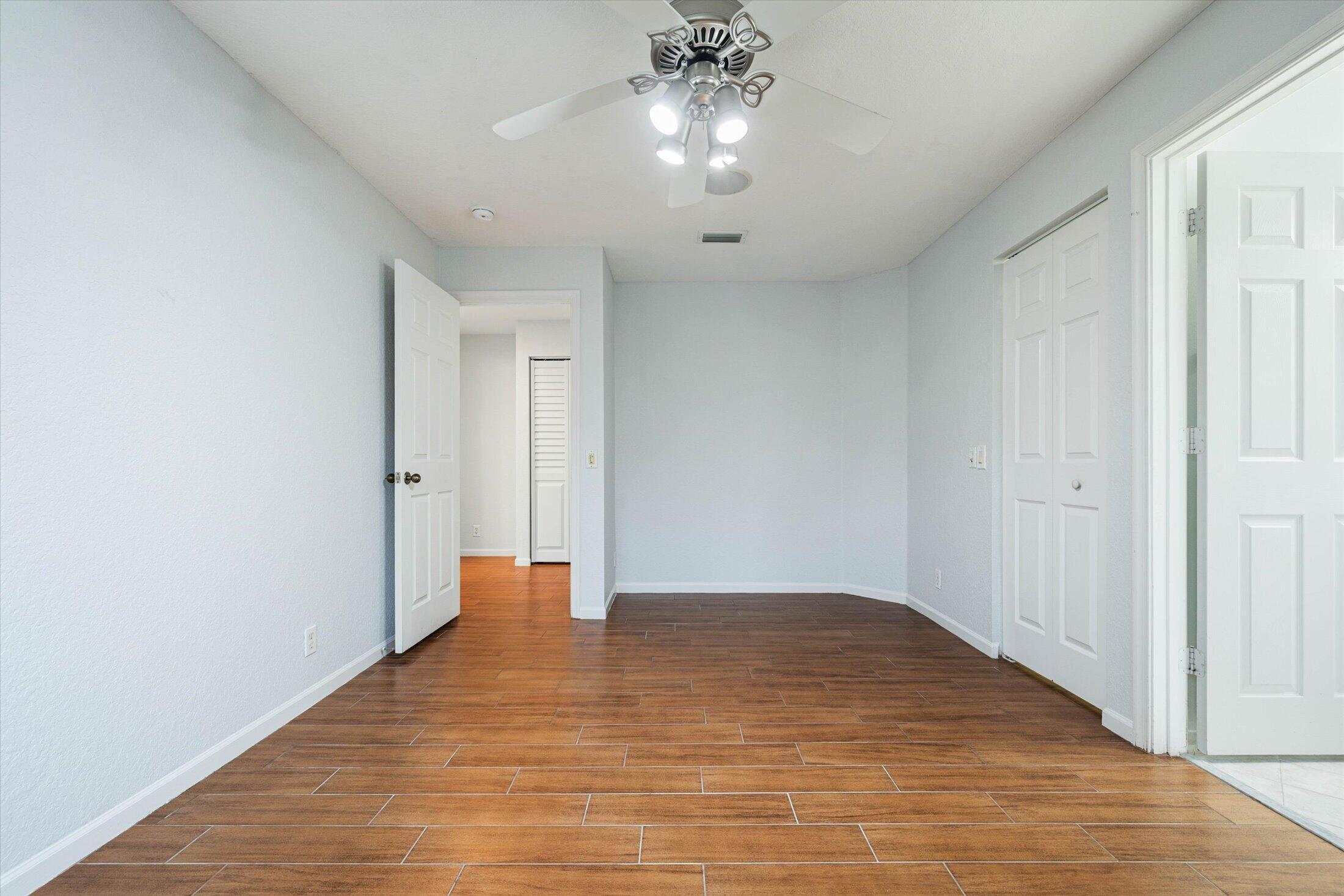 890 Hawthorn Terrace Property Photo 38