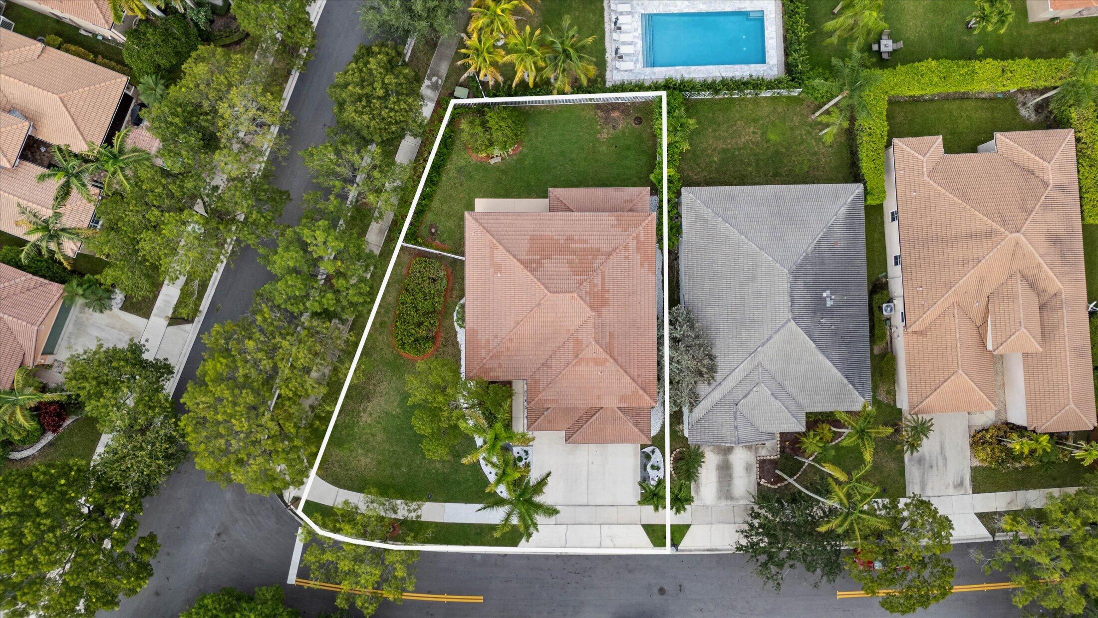 890 Hawthorn Terrace Property Photo 61