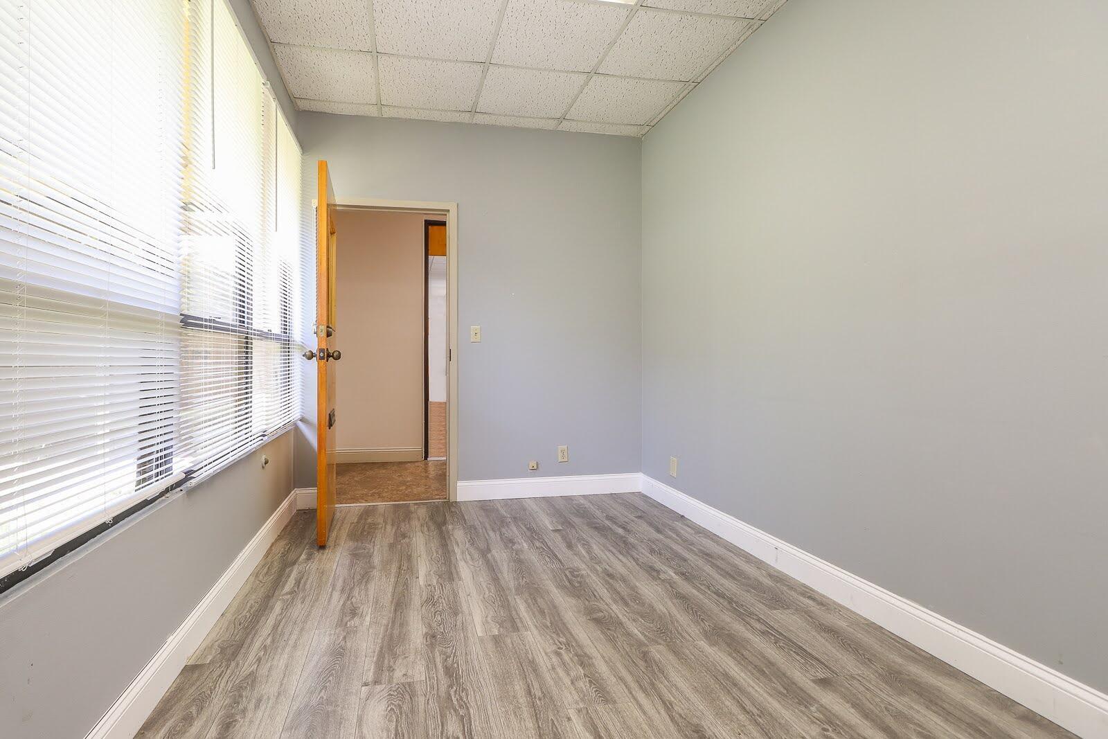 4 Office Park Drive Property Photo 29