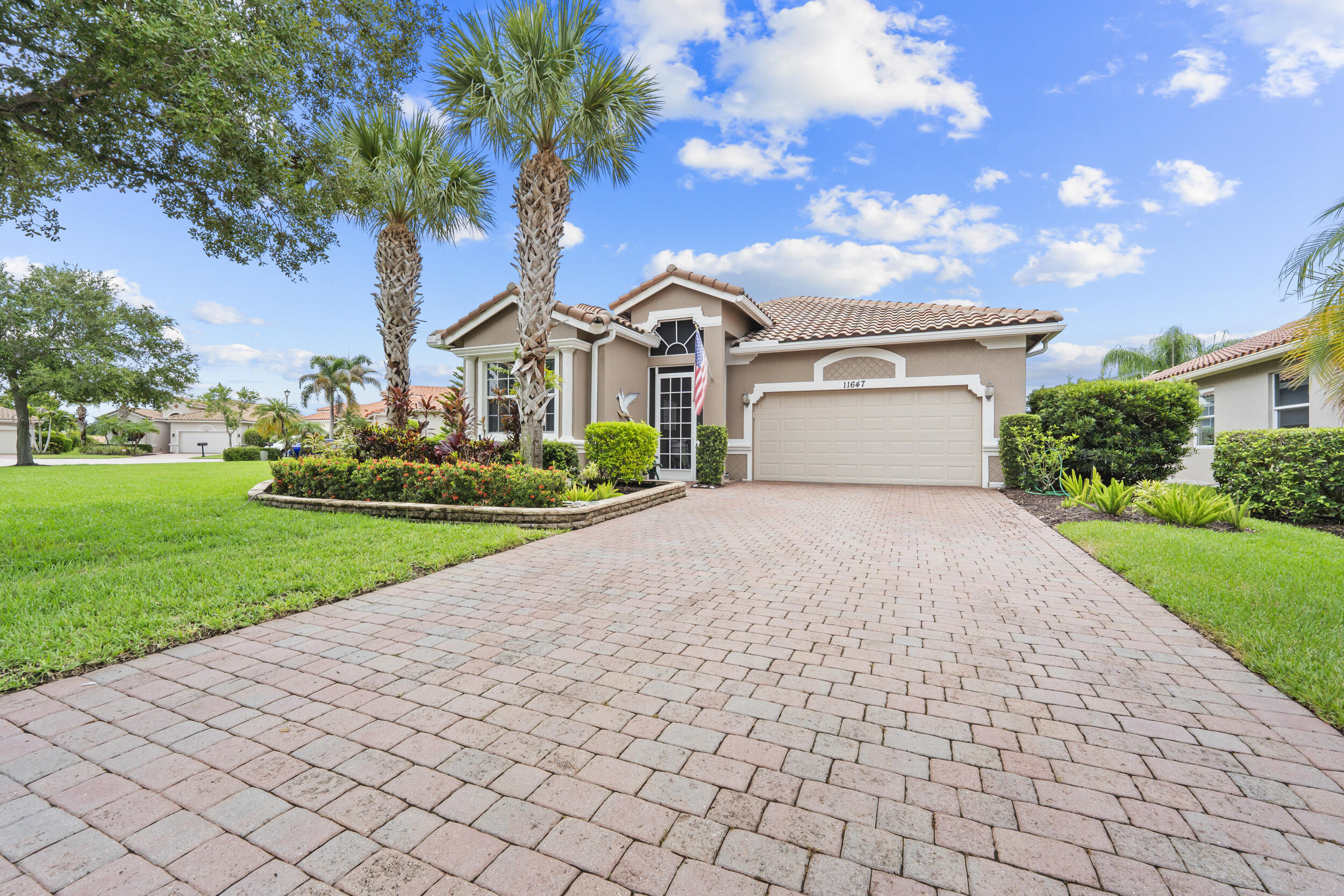 11647 Sw Mountain Ash Circle Property Photo 1