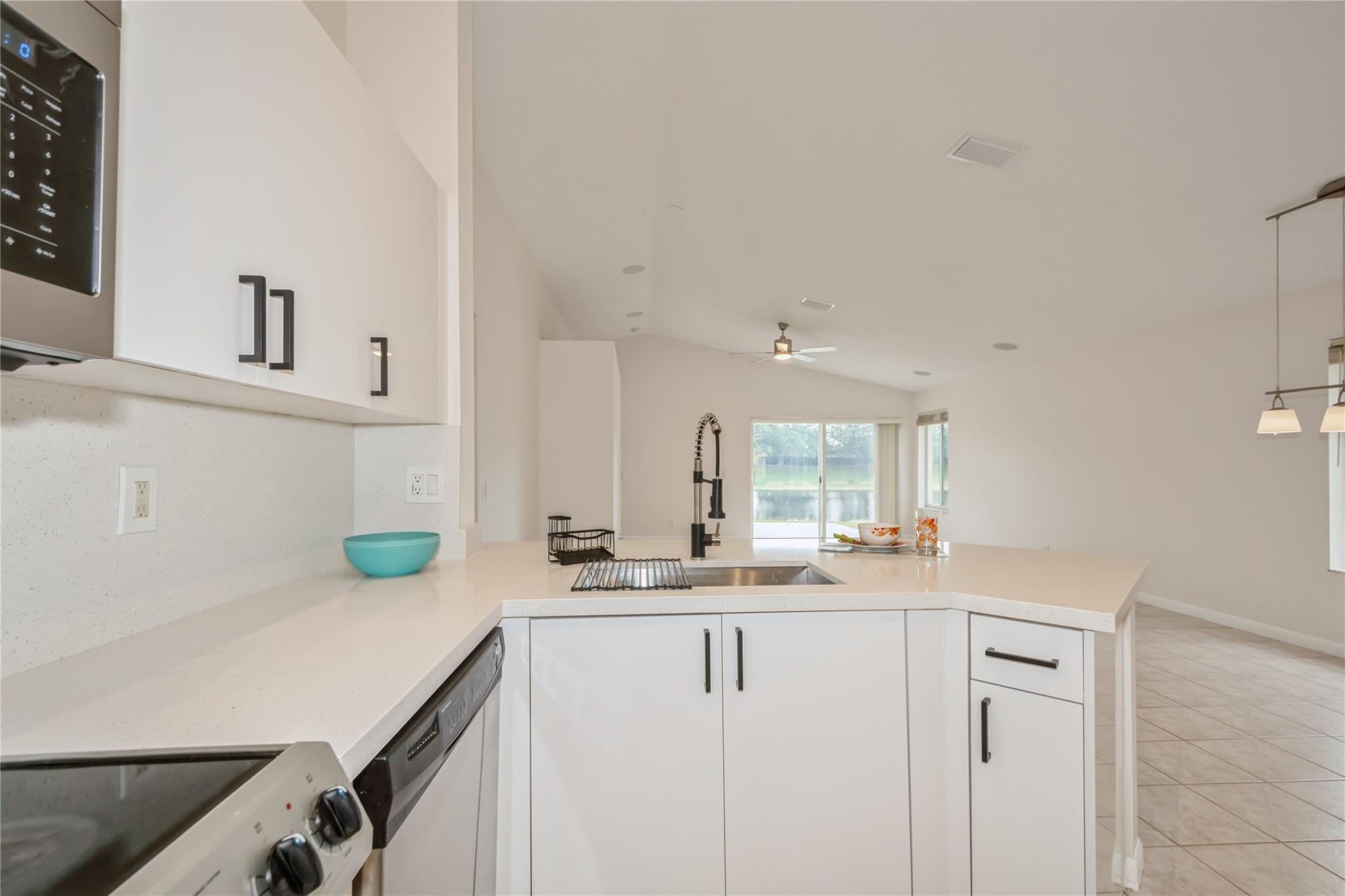 4367 Dogwood Circle Property Photo 11