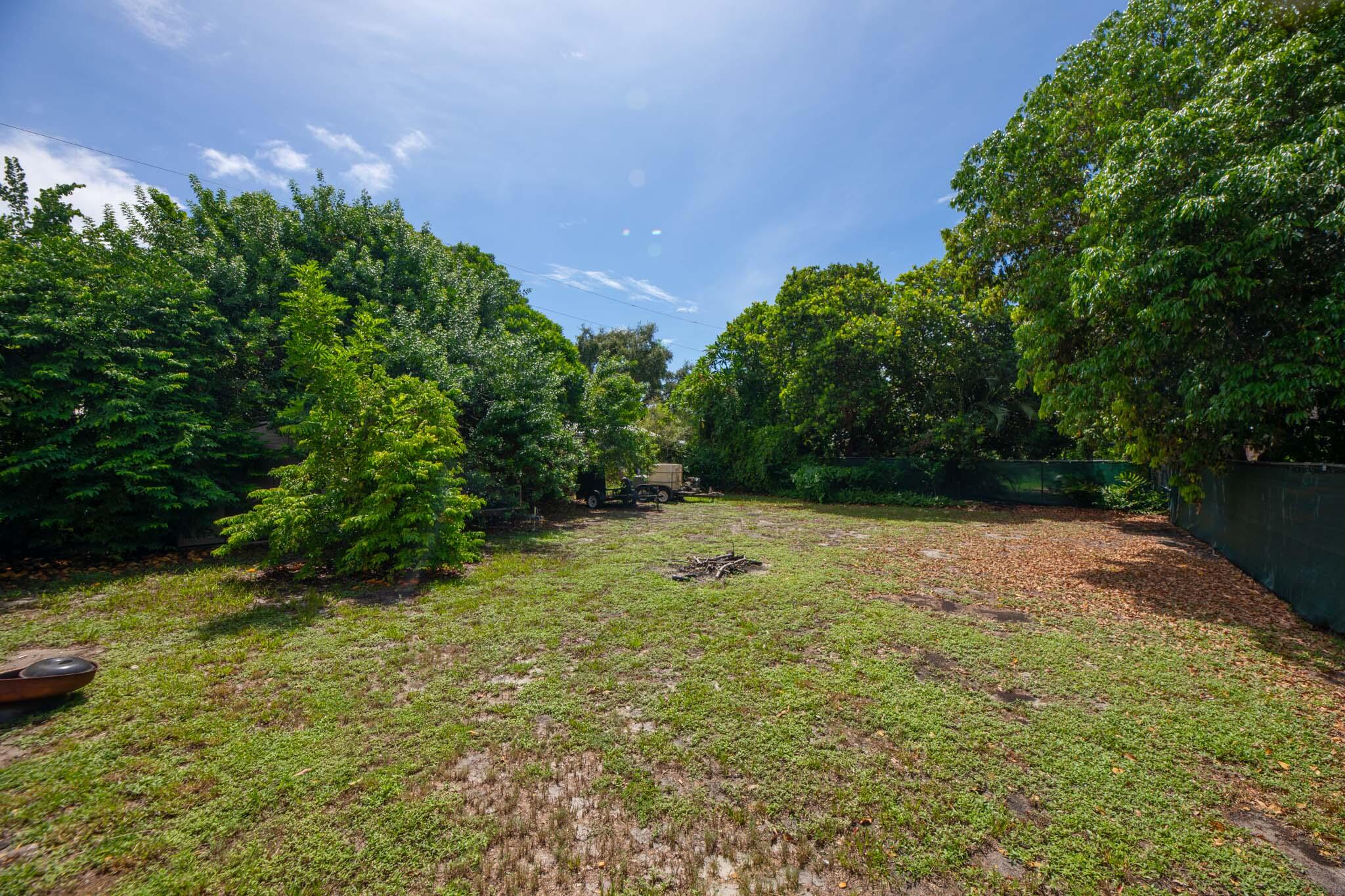 . Ne 13th Avenue Property Photo 6
