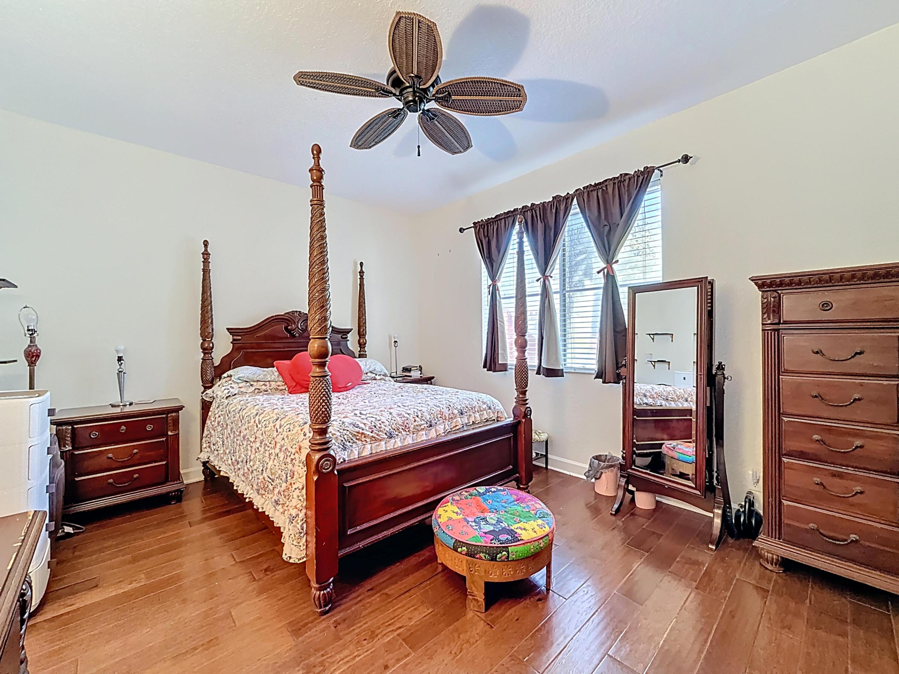 312 Bayfront Drive Property Photo 16