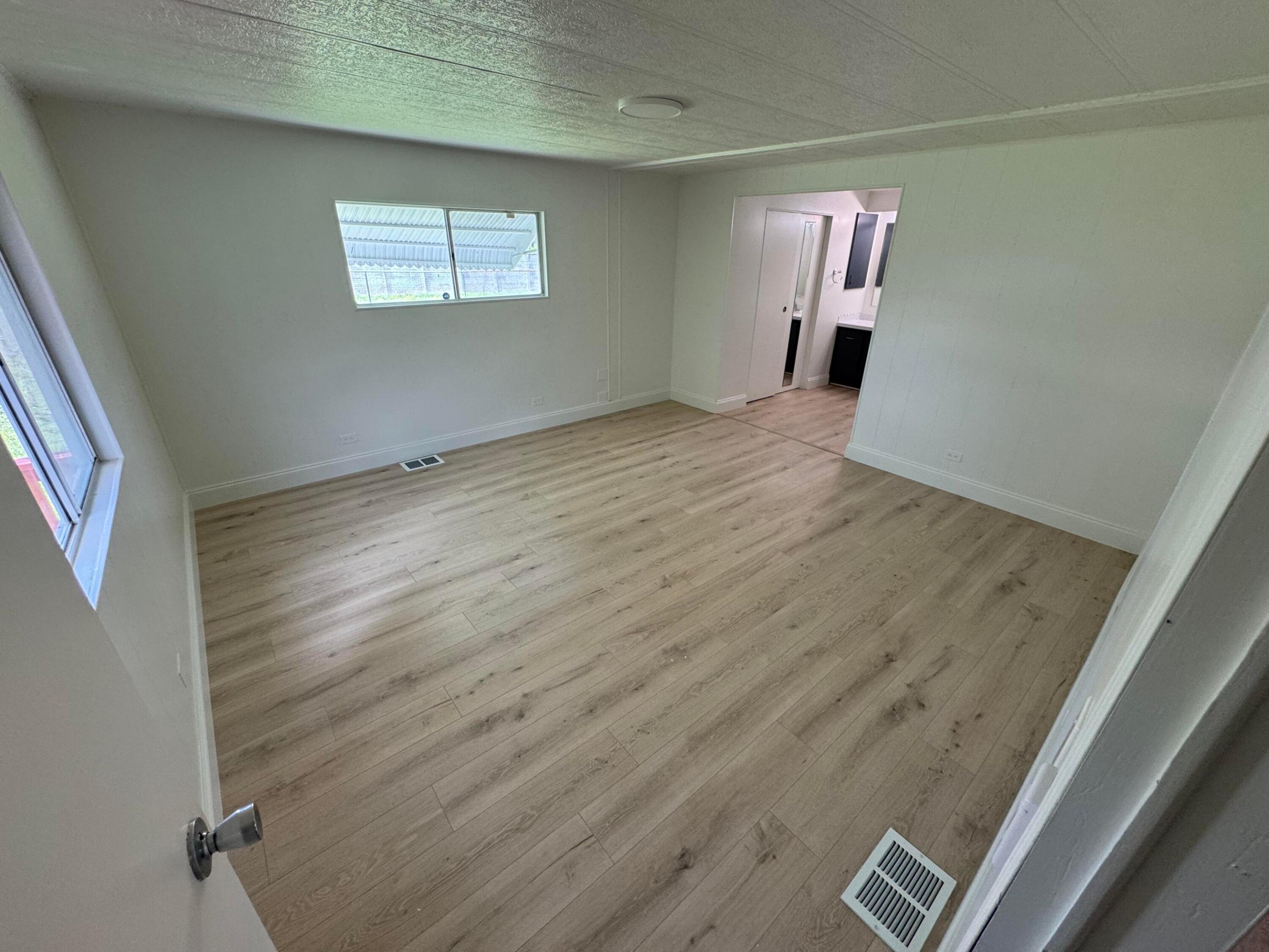 8629 Crown Drive Property Photo 18