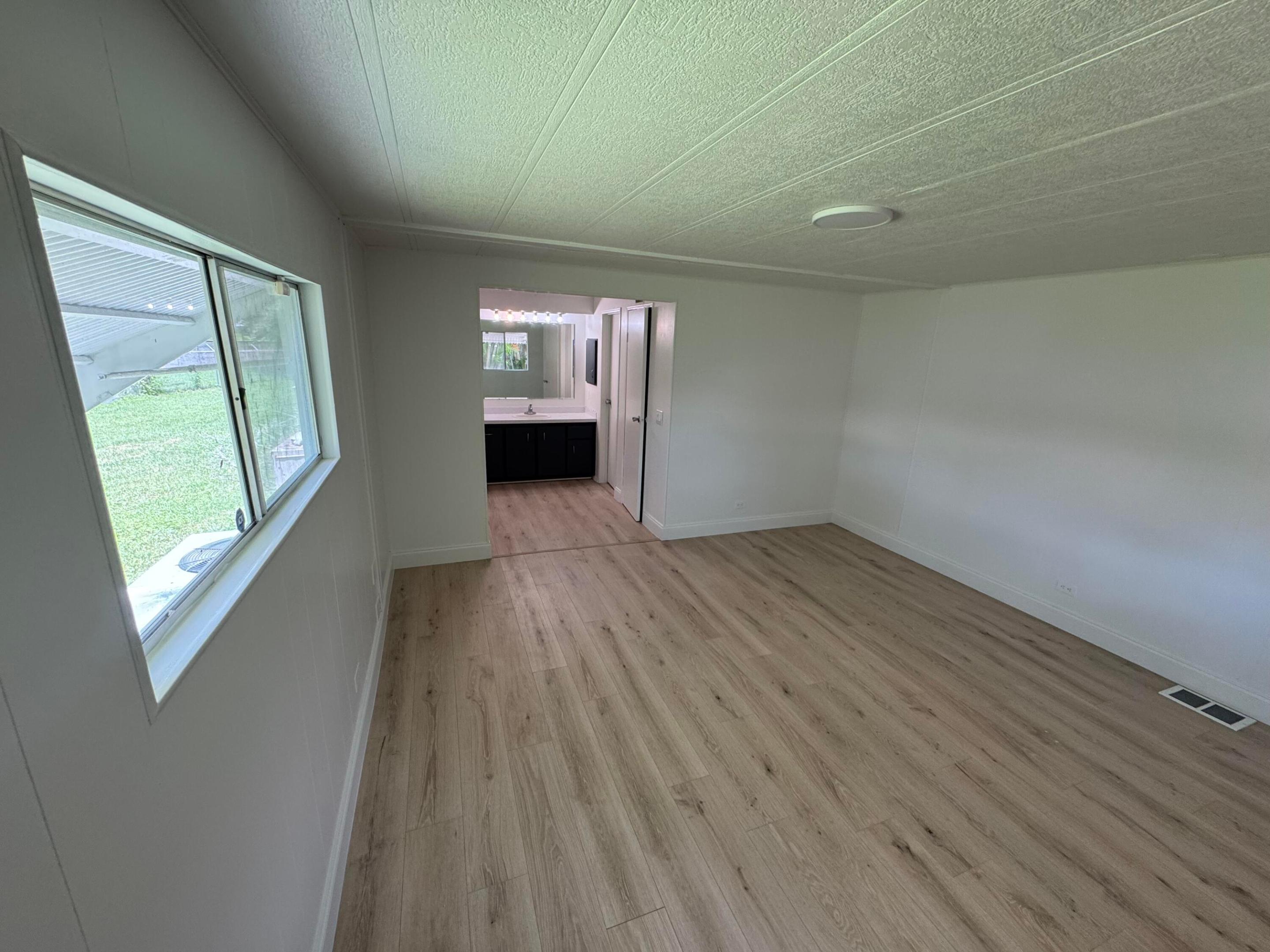 8629 Crown Drive Property Photo 19