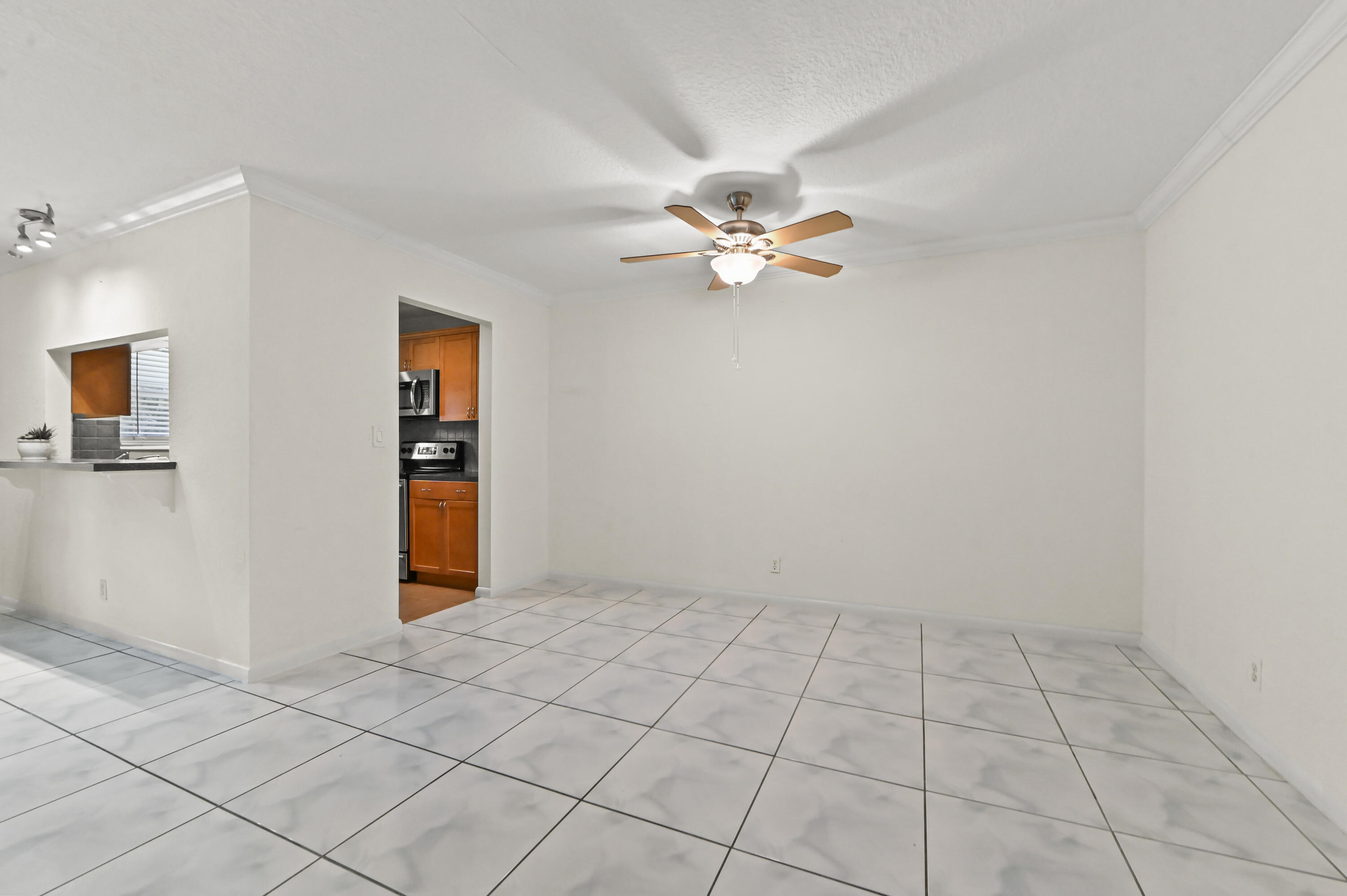 605 High Point Boulevard N C Property Photo 8
