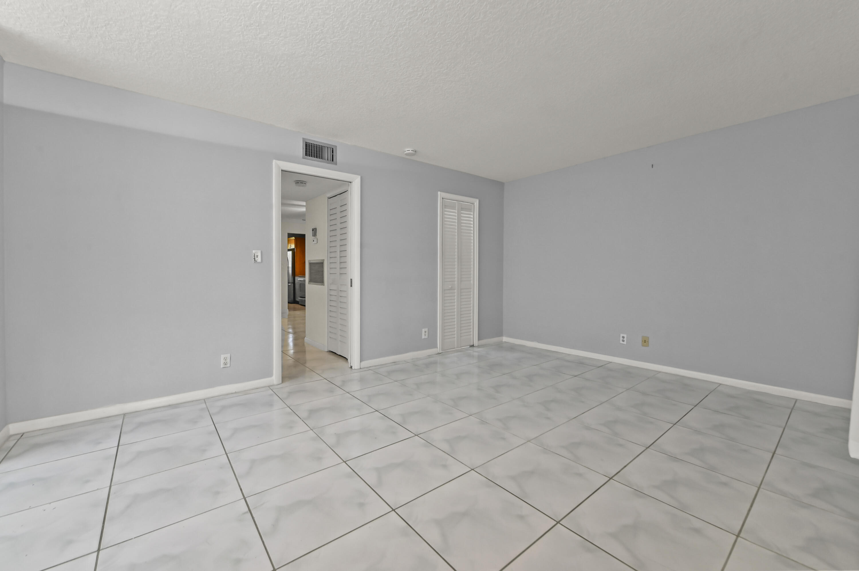 605 High Point Boulevard N C Property Photo 14