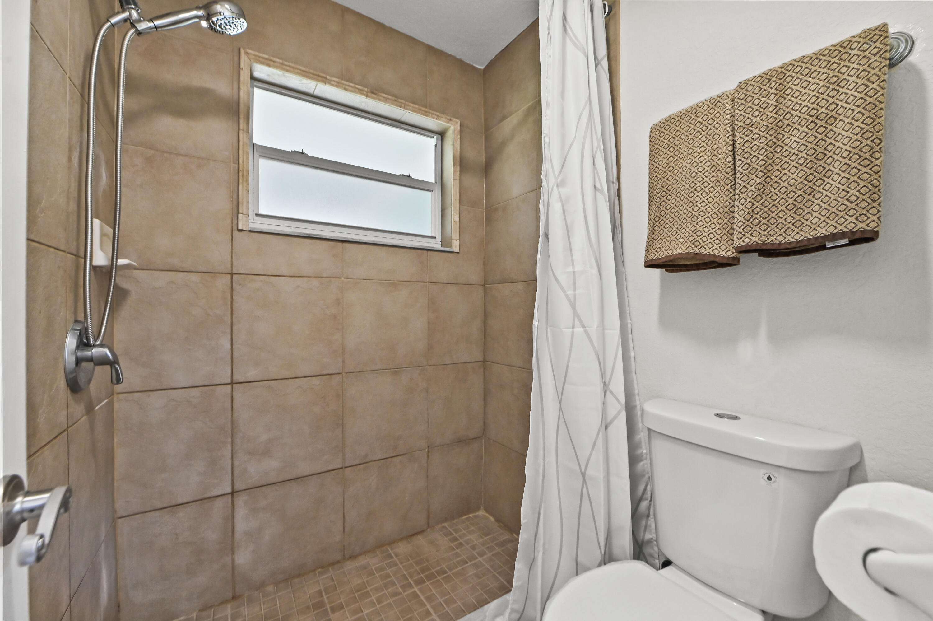 605 High Point Boulevard N C Property Photo 19