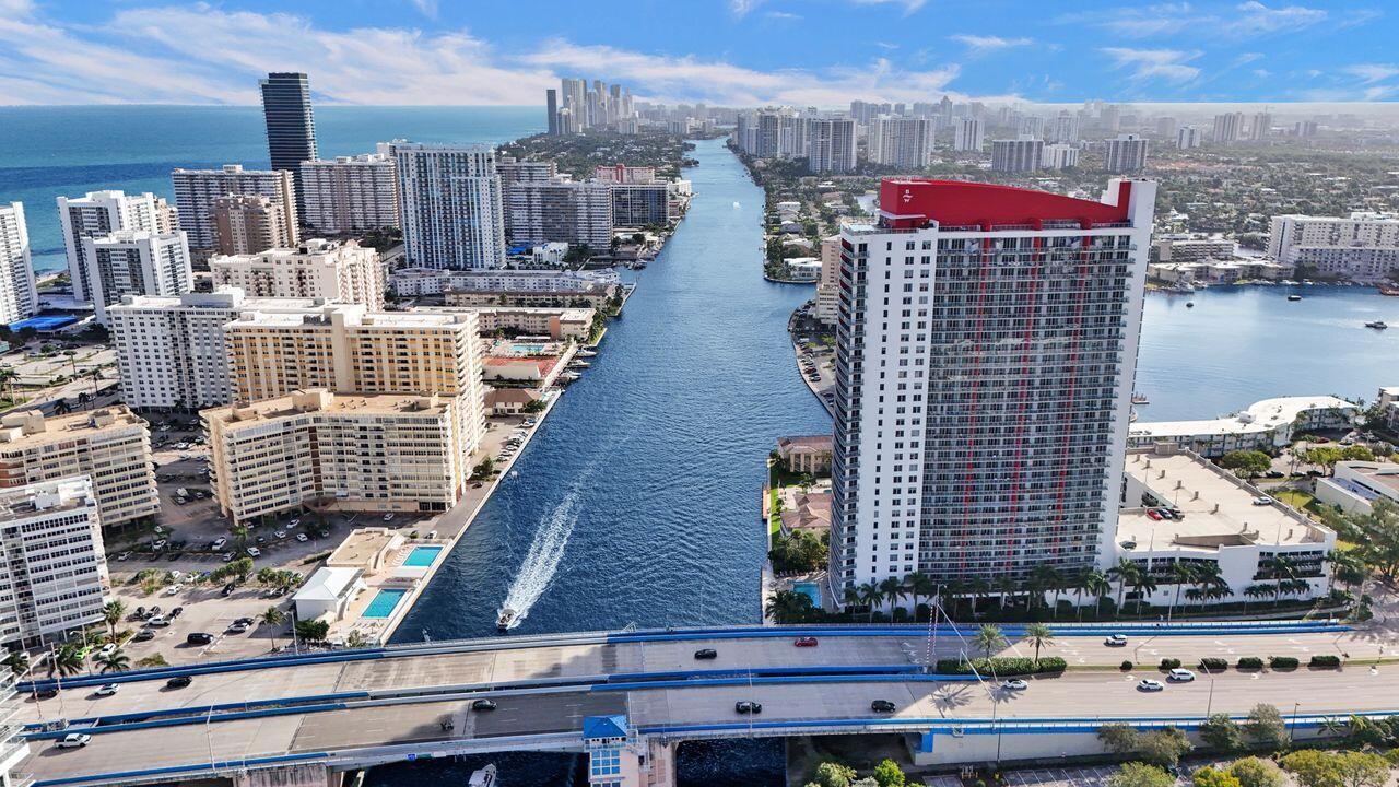 2600 E HALLANDALE BEACH Boulevard T3210 Property Photo 1