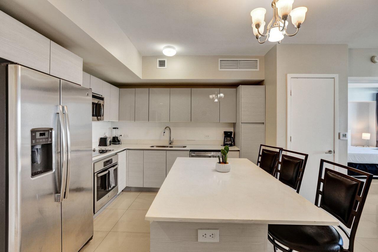 2600 E Hallandale Beach Boulevard T3210 Property Photo 8