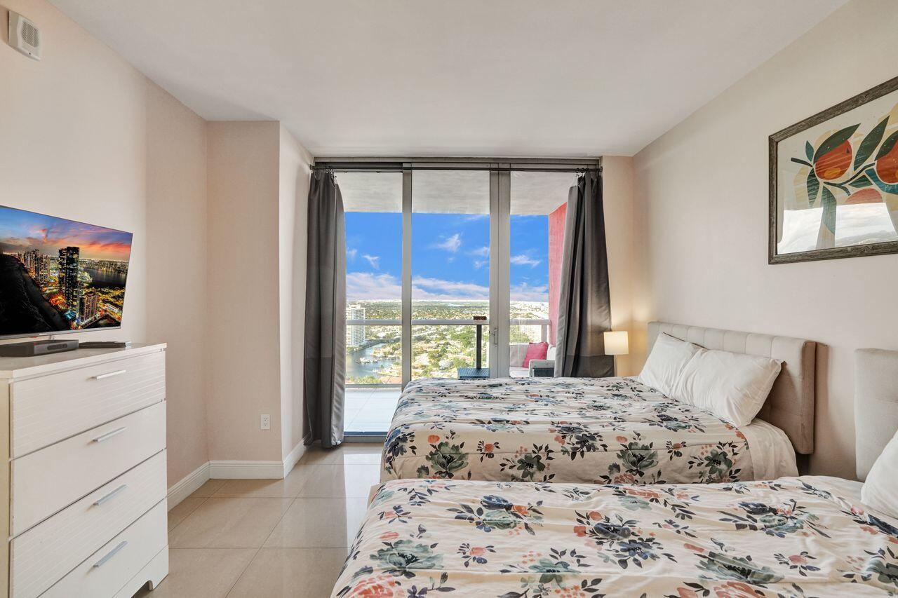 2600 E Hallandale Beach Boulevard T3210 Property Photo 16