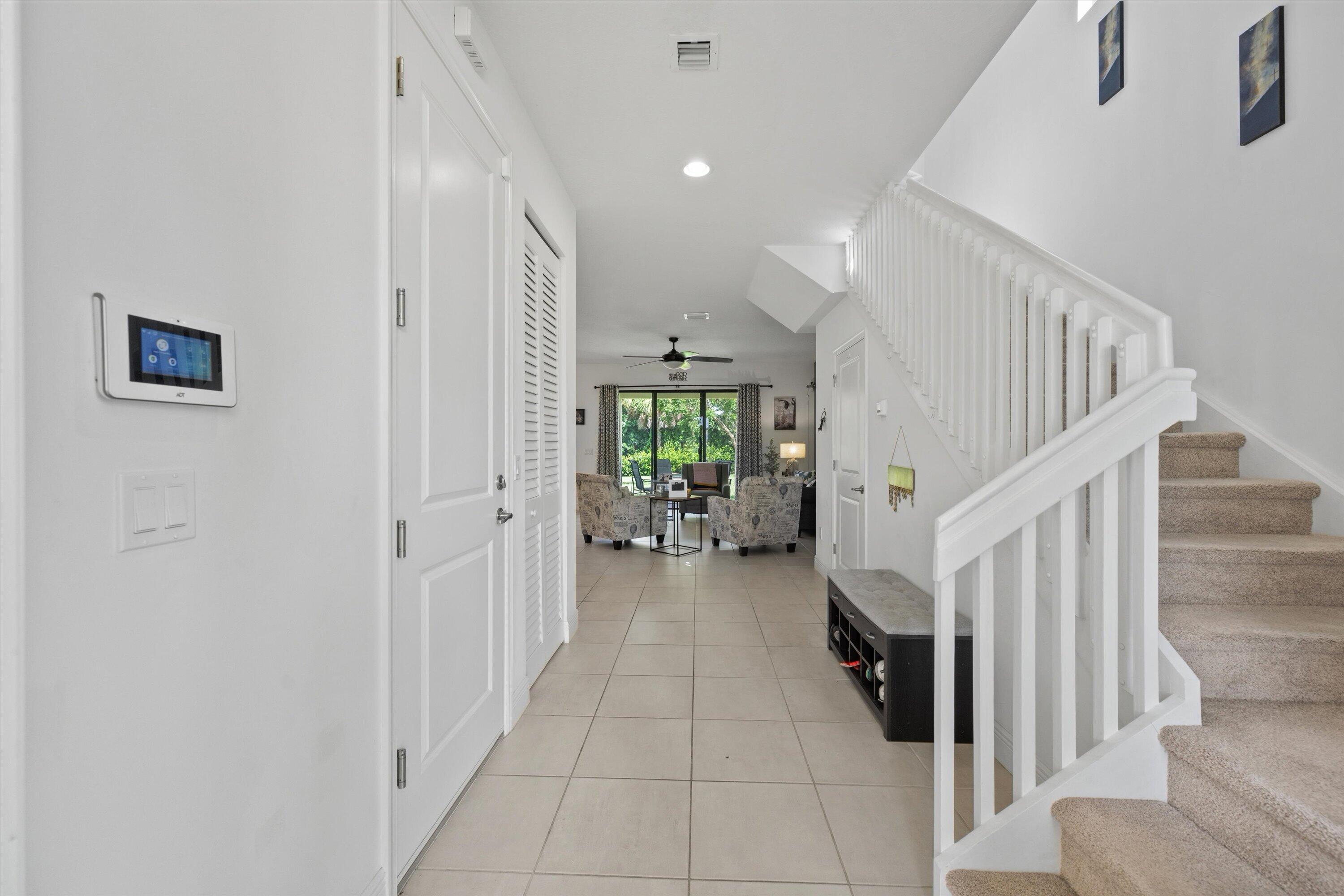 16426 Sandy Shore Drive Property Photo 6