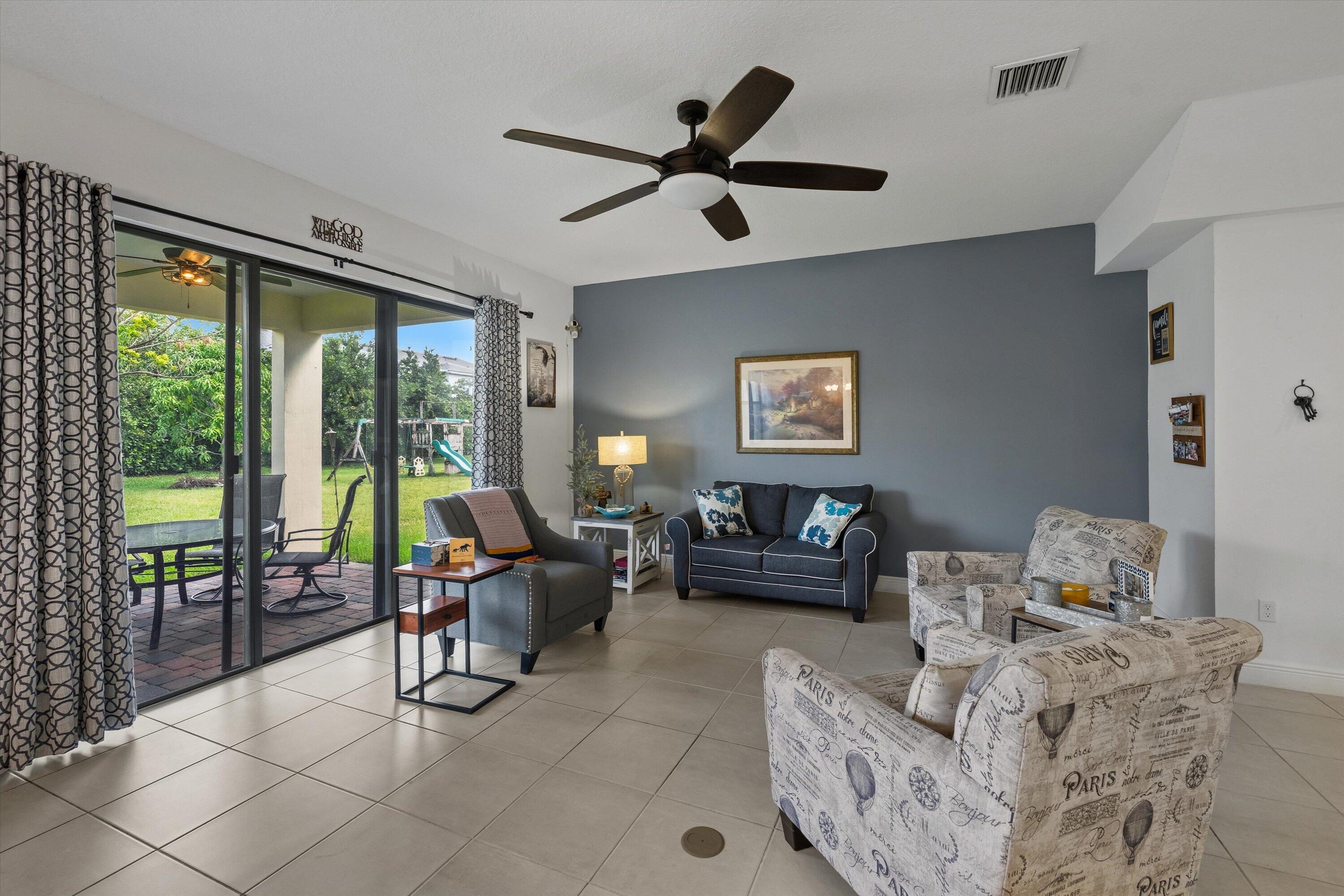 16426 Sandy Shore Drive Property Photo 17