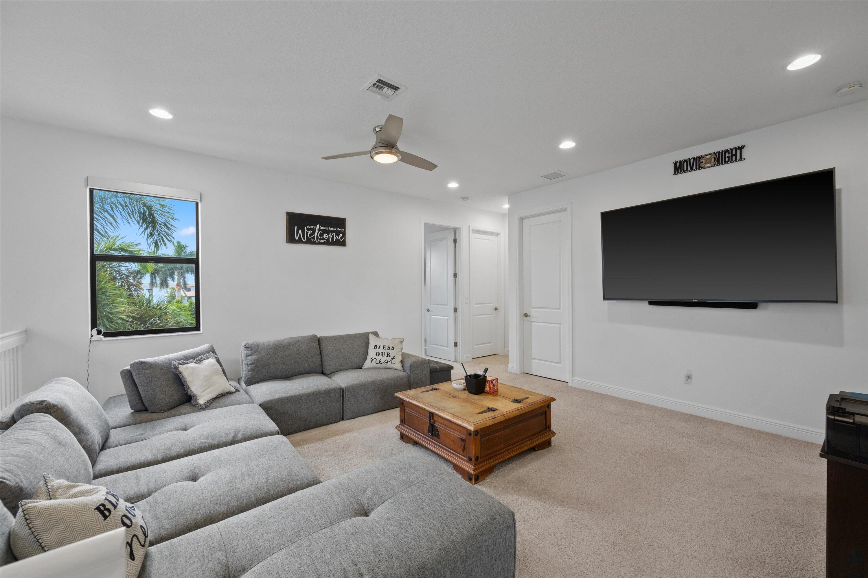 16426 Sandy Shore Drive Property Photo 19