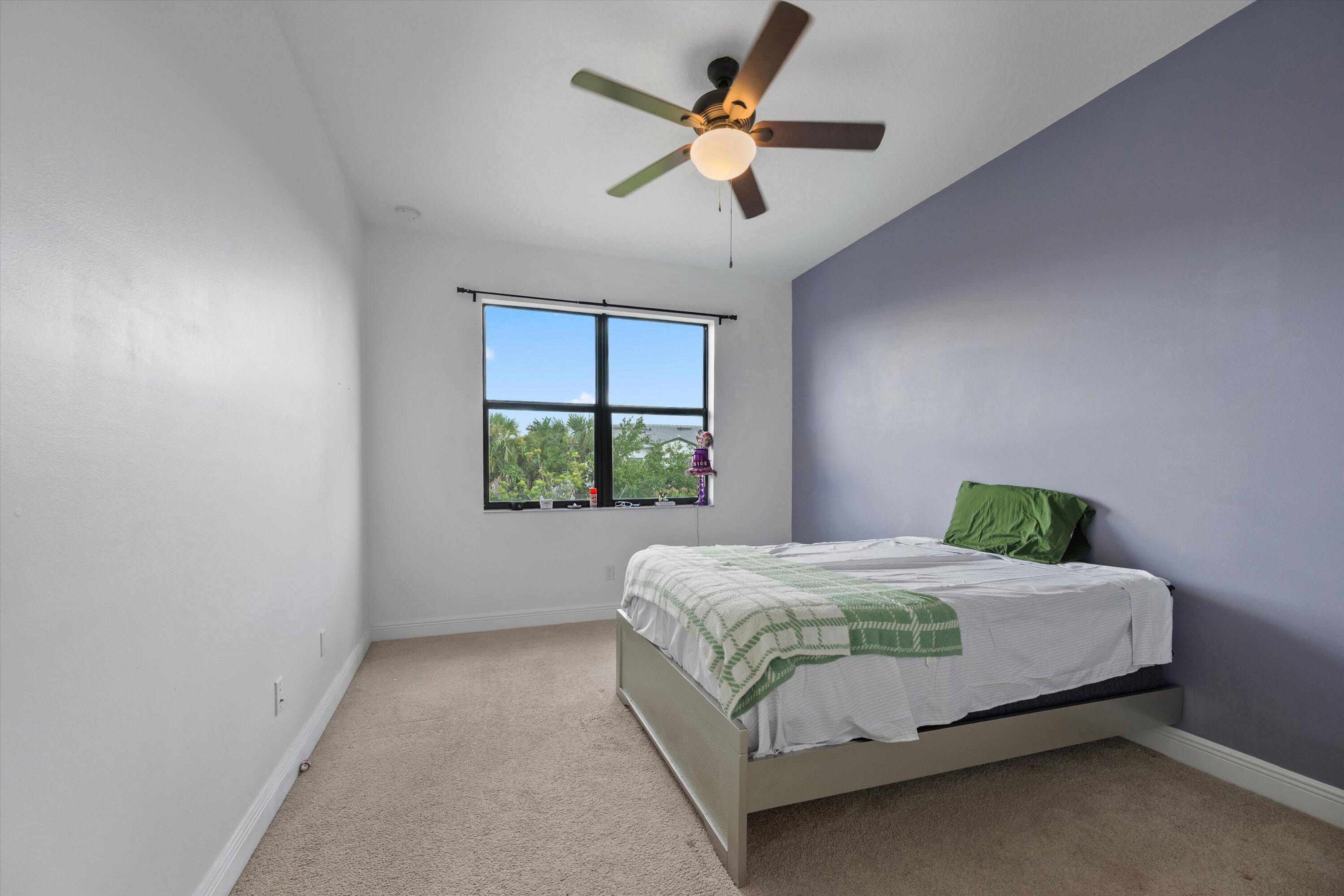 16426 Sandy Shore Drive Property Photo 27