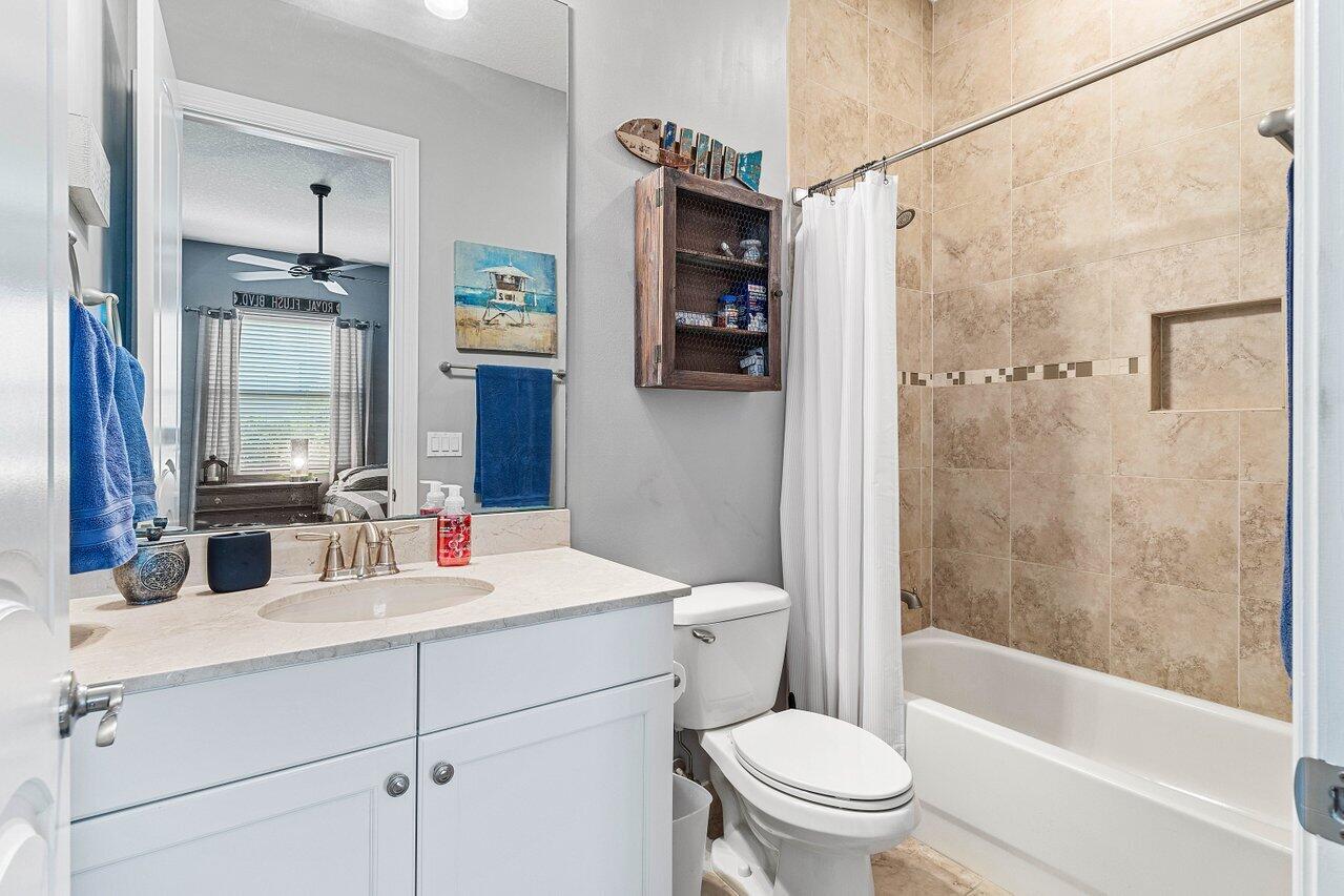 183 Calmo Circle Property Photo 31
