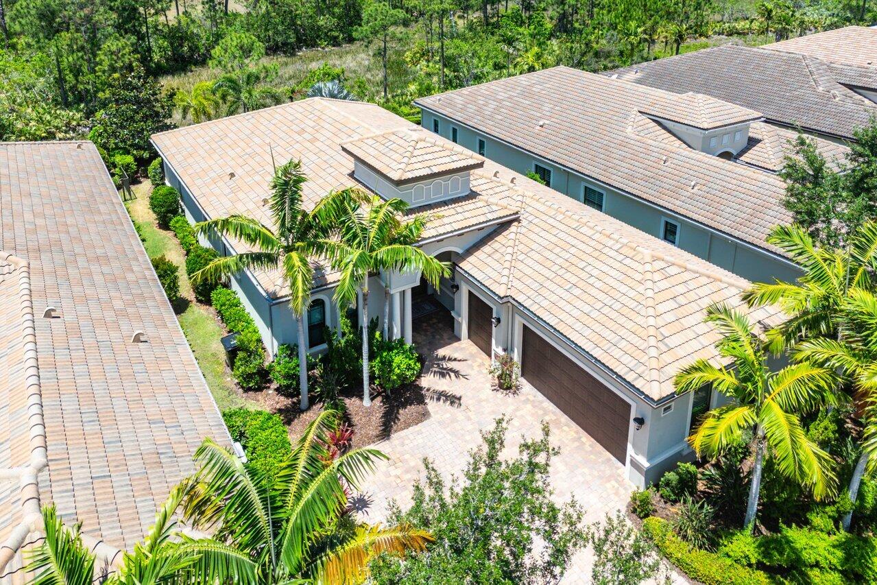 183 Calmo Circle Property Photo 37