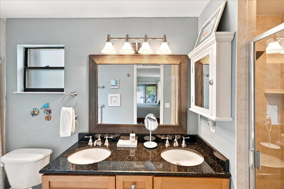 4150 Ne Breakwater Drive Property Photo 20