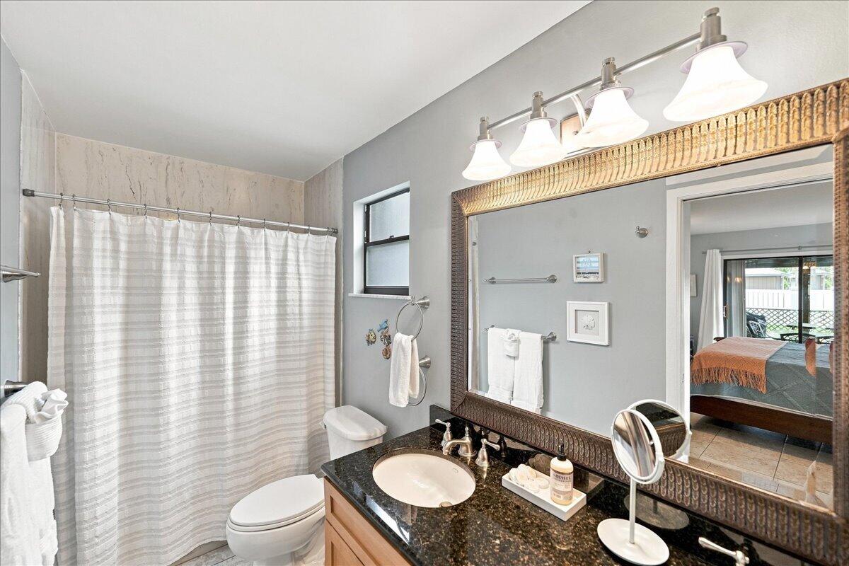 4150 Ne Breakwater Drive Property Photo 21