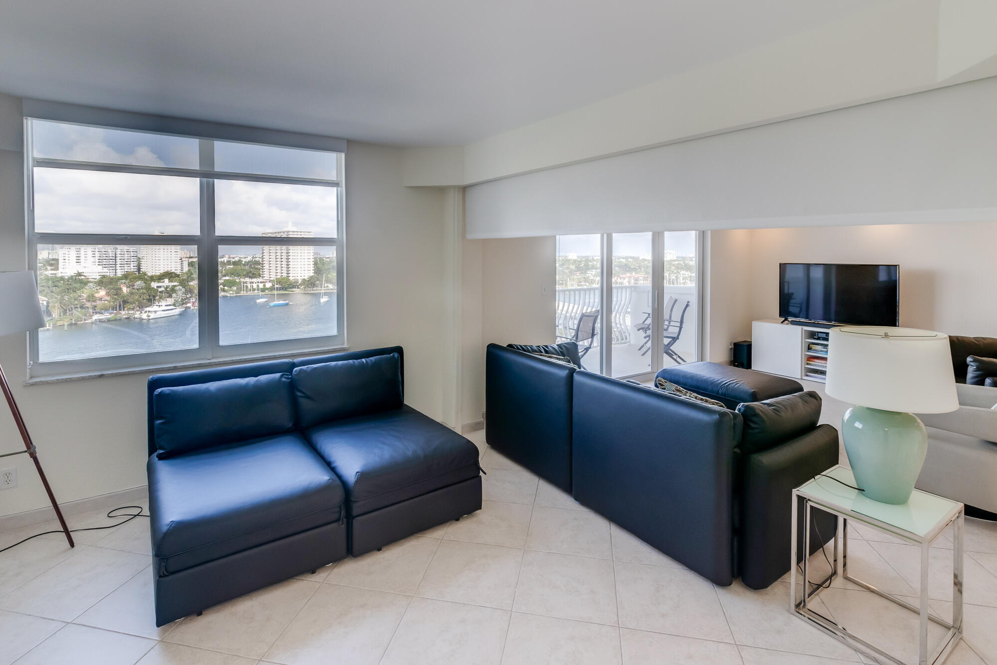 1 Las Olas Circle 1105 Property Photo 15