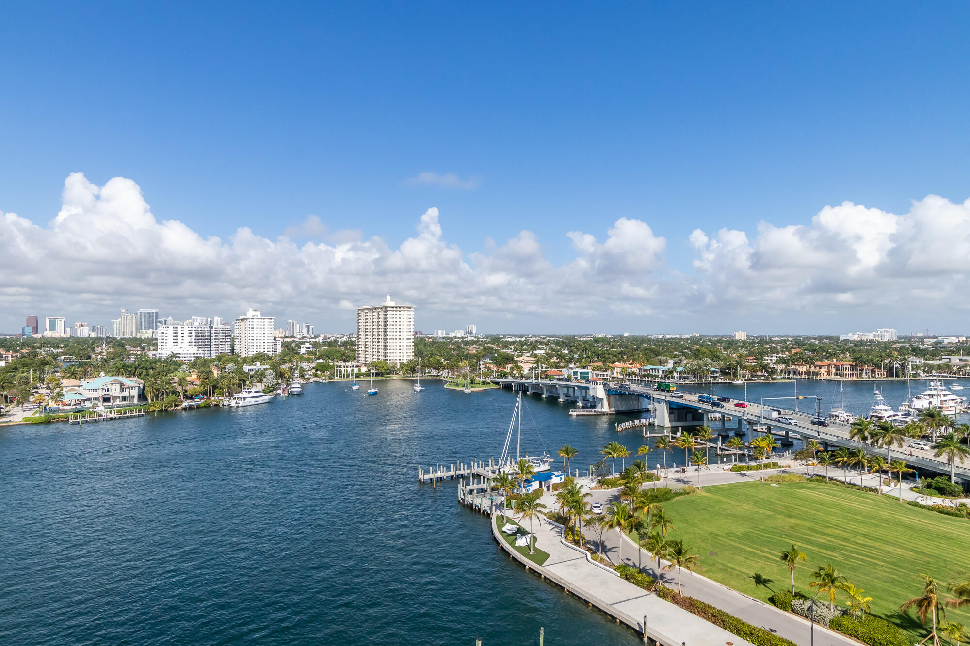 1 Las Olas Circle 1105 Property Photo 29