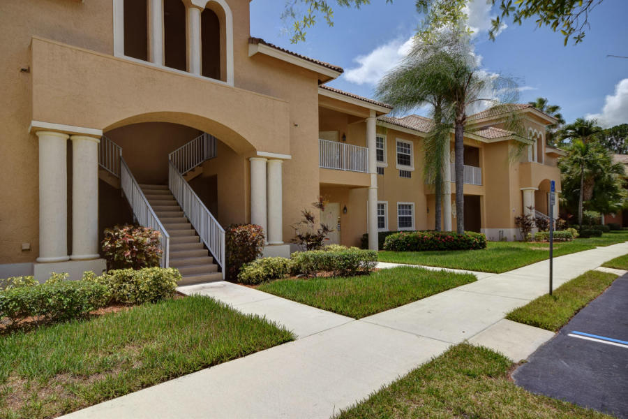 8033 Carnoustie Place A Property Photo 7