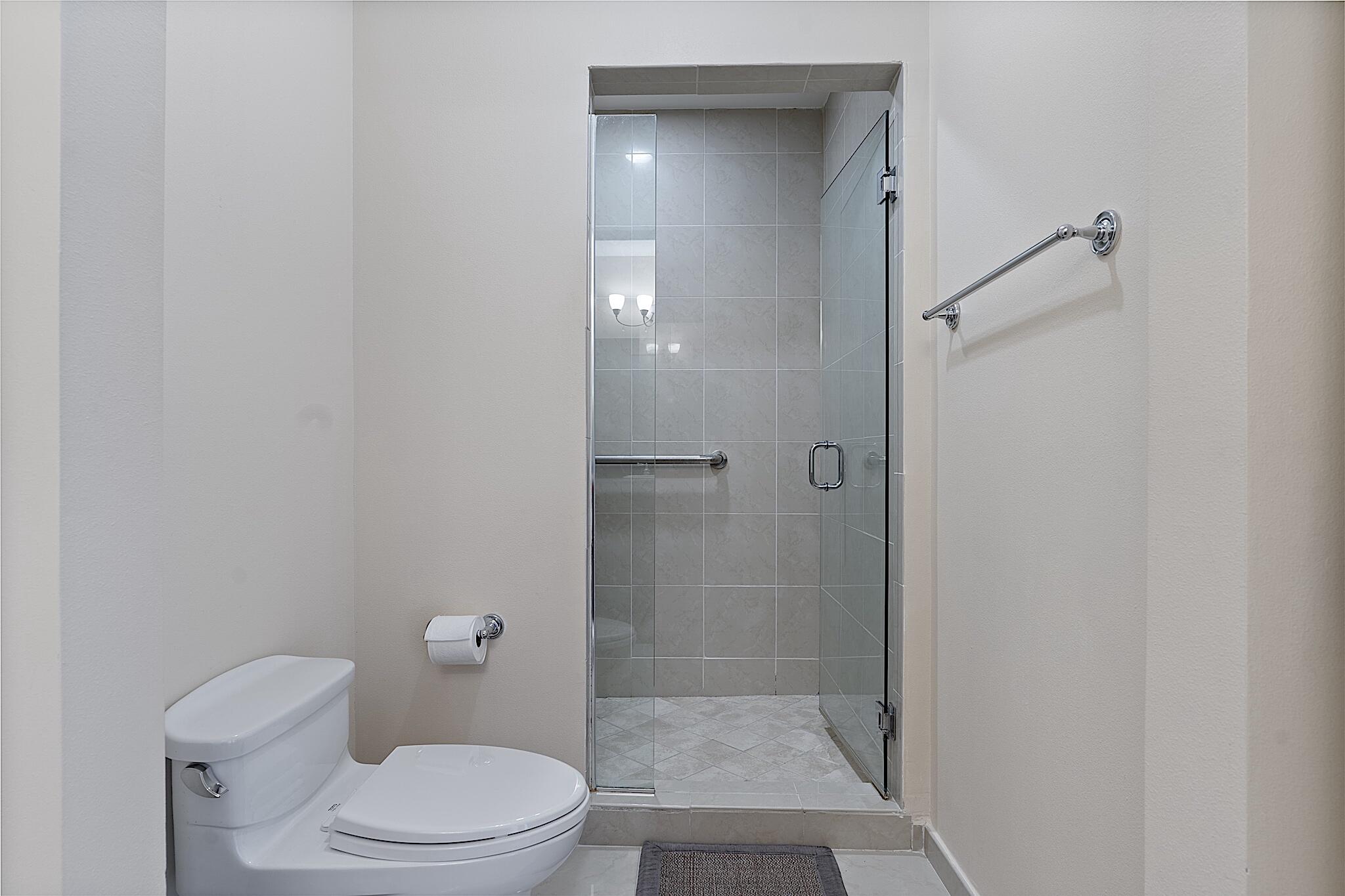 16100 Emerald Estates Drive 397 Property Photo 12