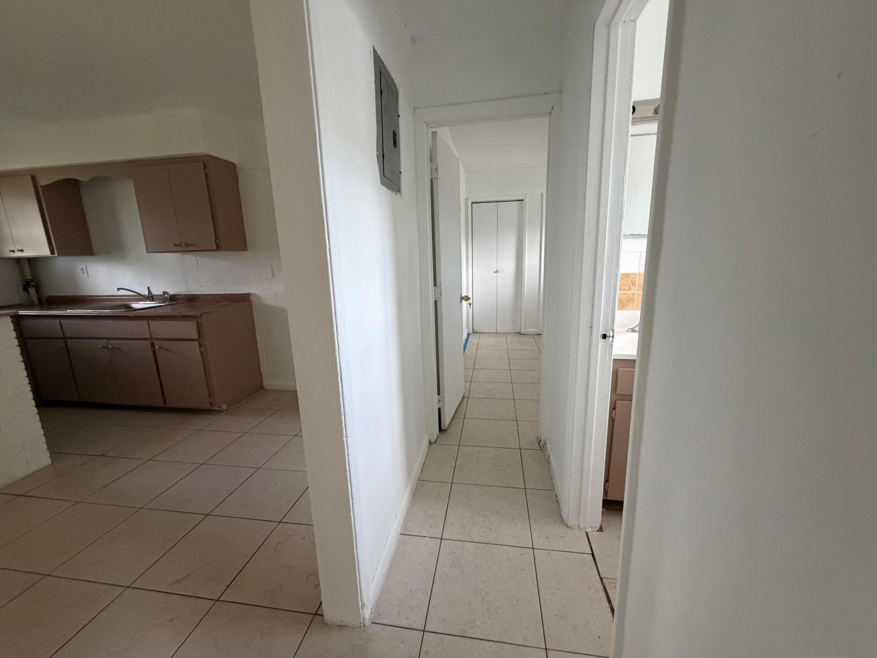 711 Nw 4th Avenue 2 Property Photo 11