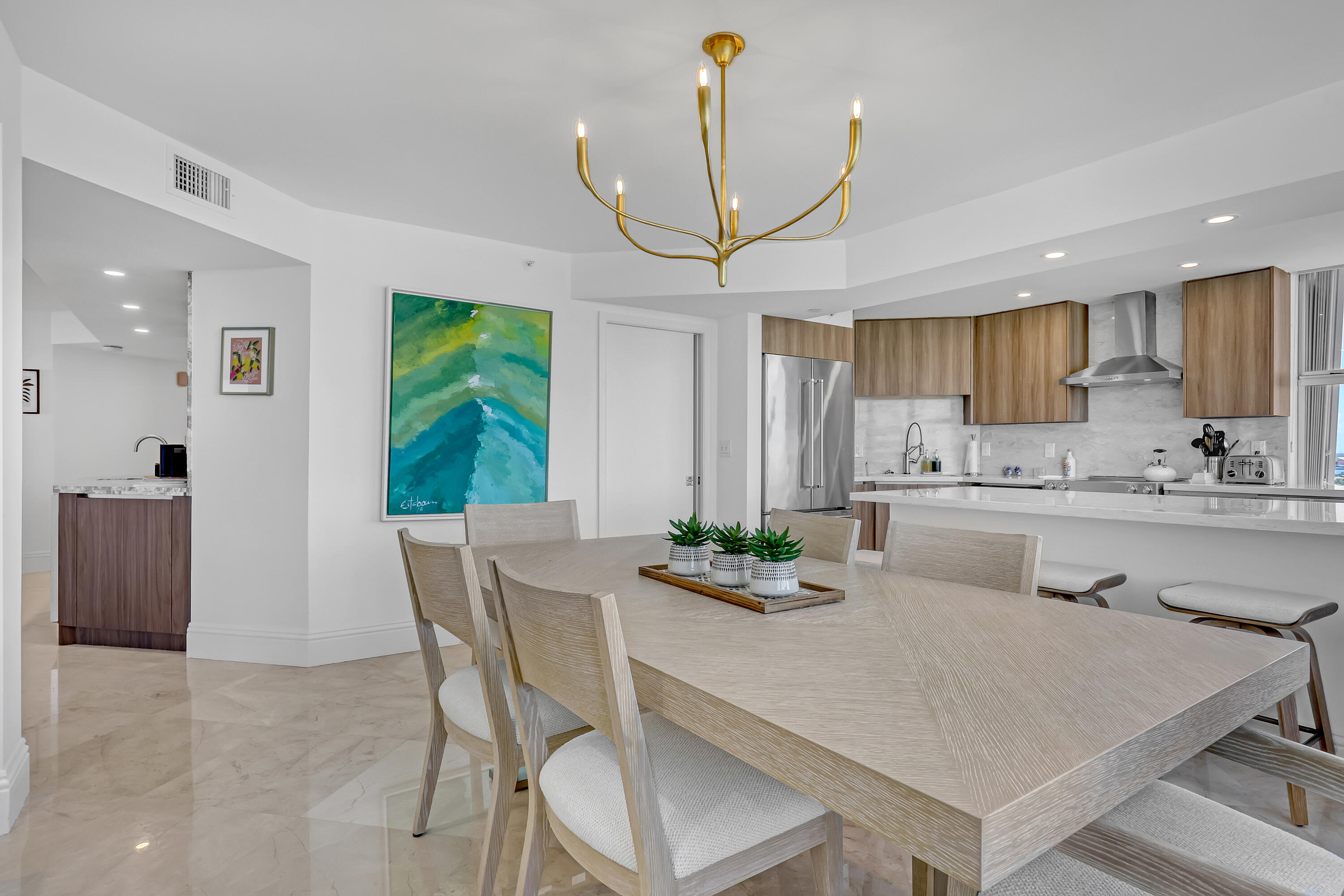 5200 N Ocean Drive 1703 Property Photo 8