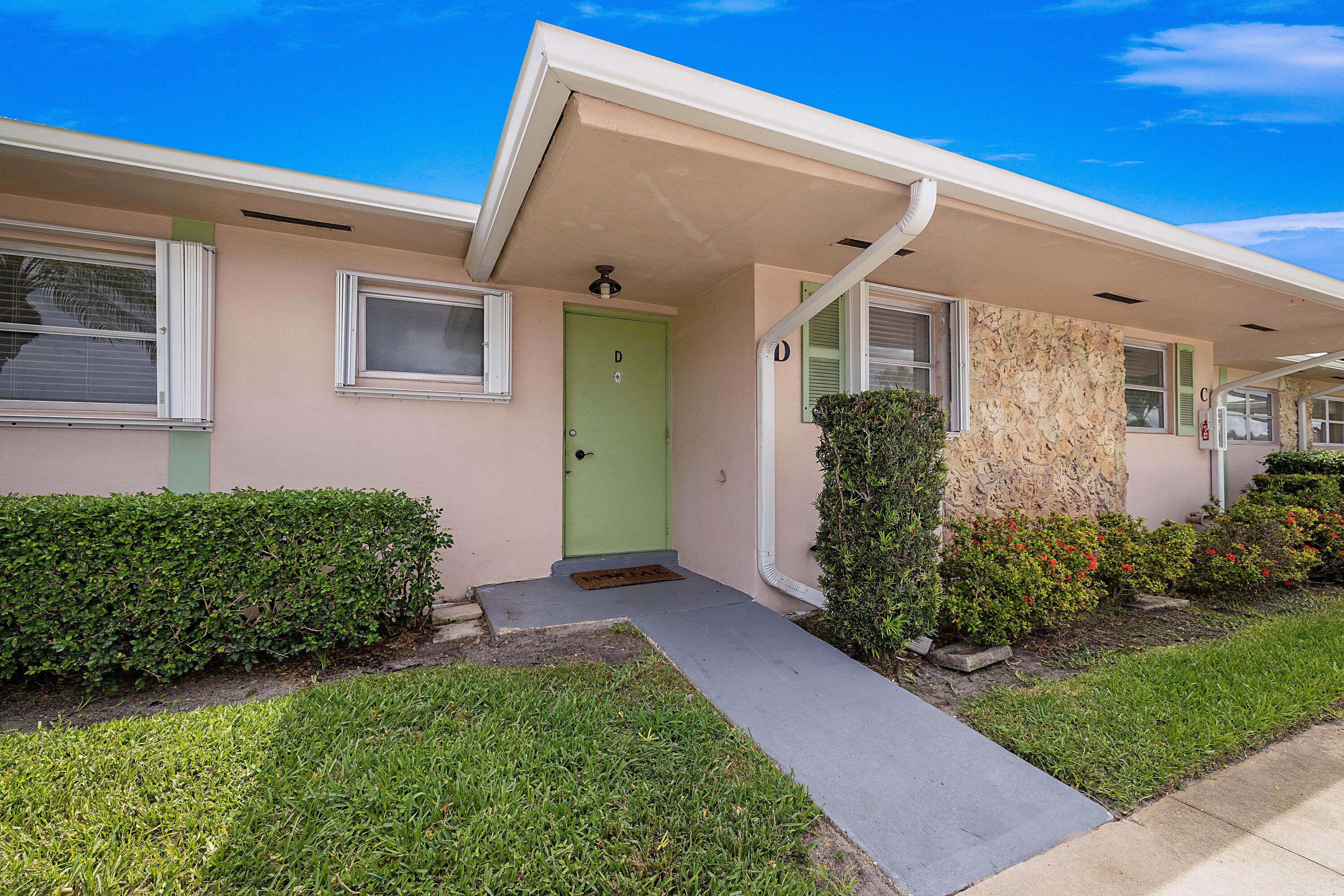2688 Dudley Drive E D Property Photo 1