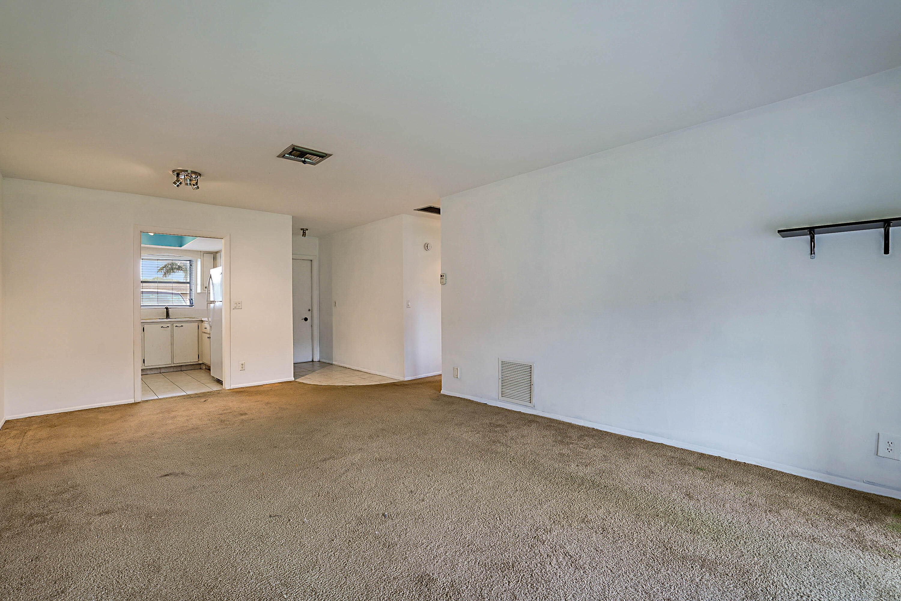 2688 Dudley Drive E D Property Photo 3