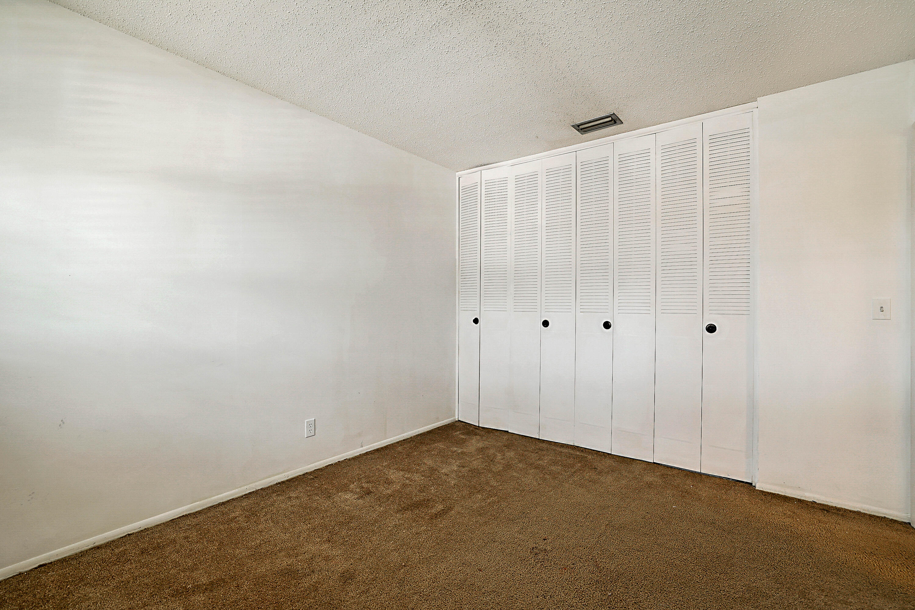 2688 Dudley Drive E D Property Photo 13