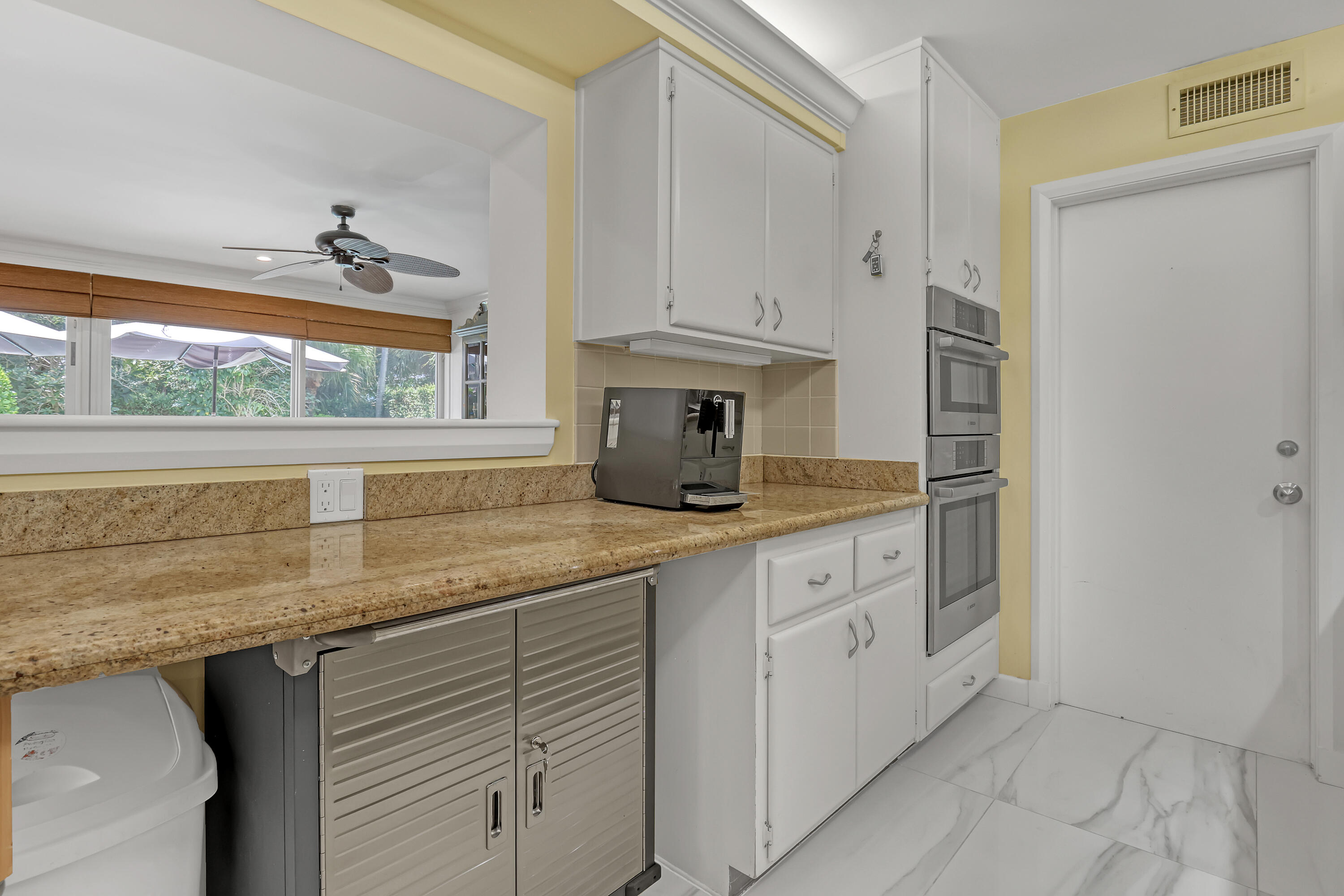306 Cascade Lane Property Photo 14